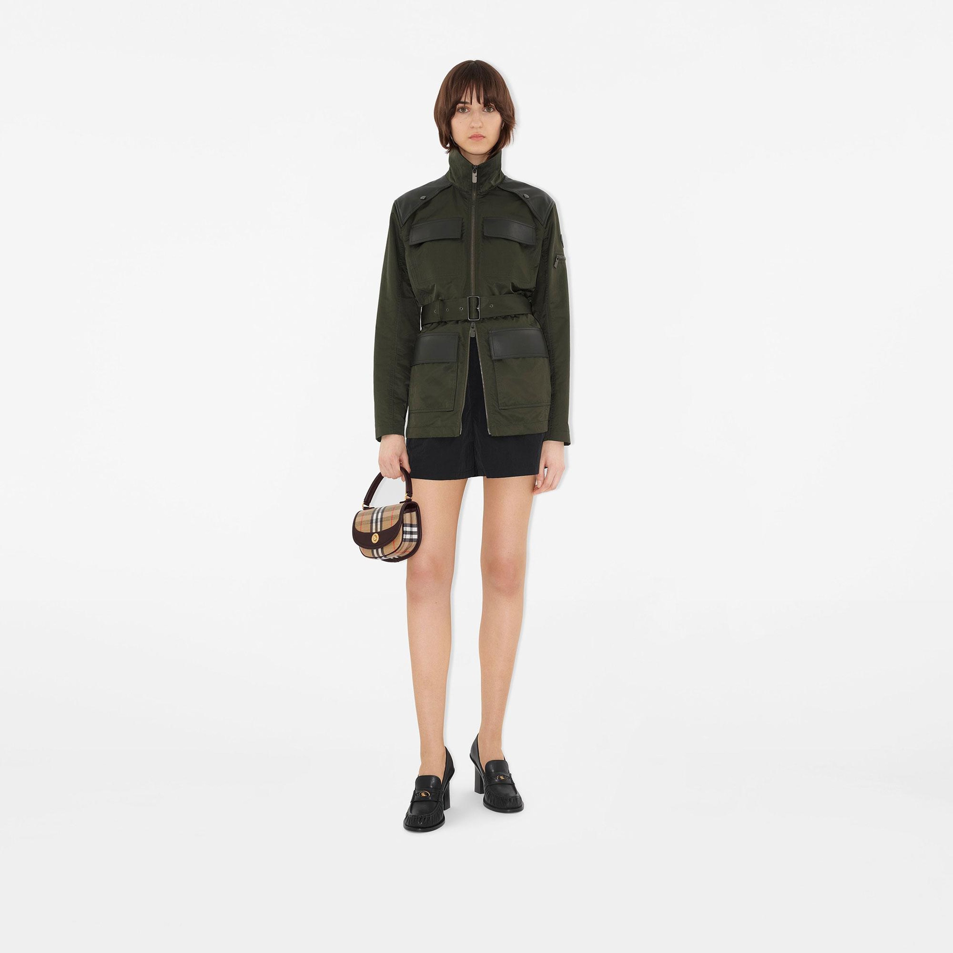 Burberry Mini Highlands Kadın Bej Keten Çanta