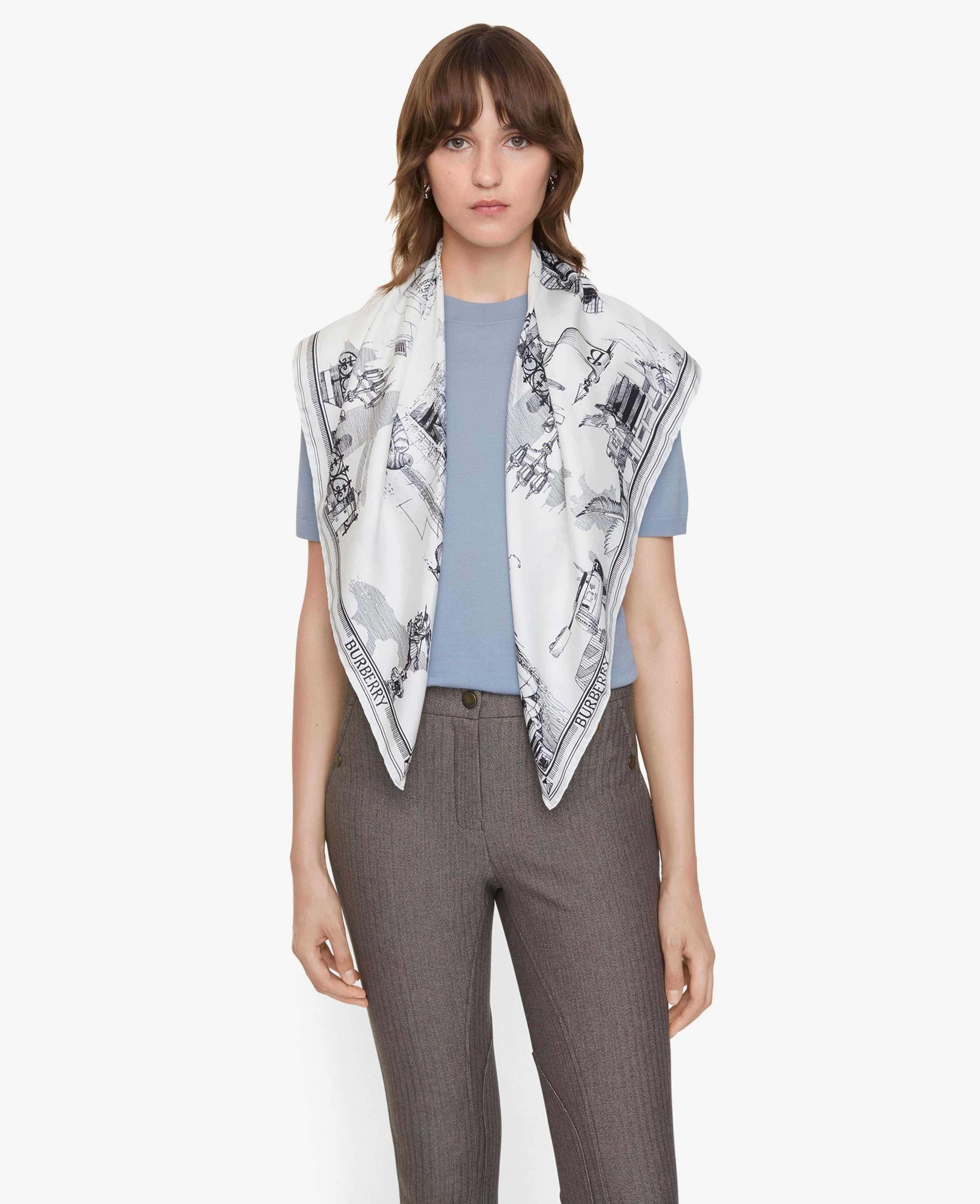 Burberry London Landmarks Silk Kadın Renkli Eşarp