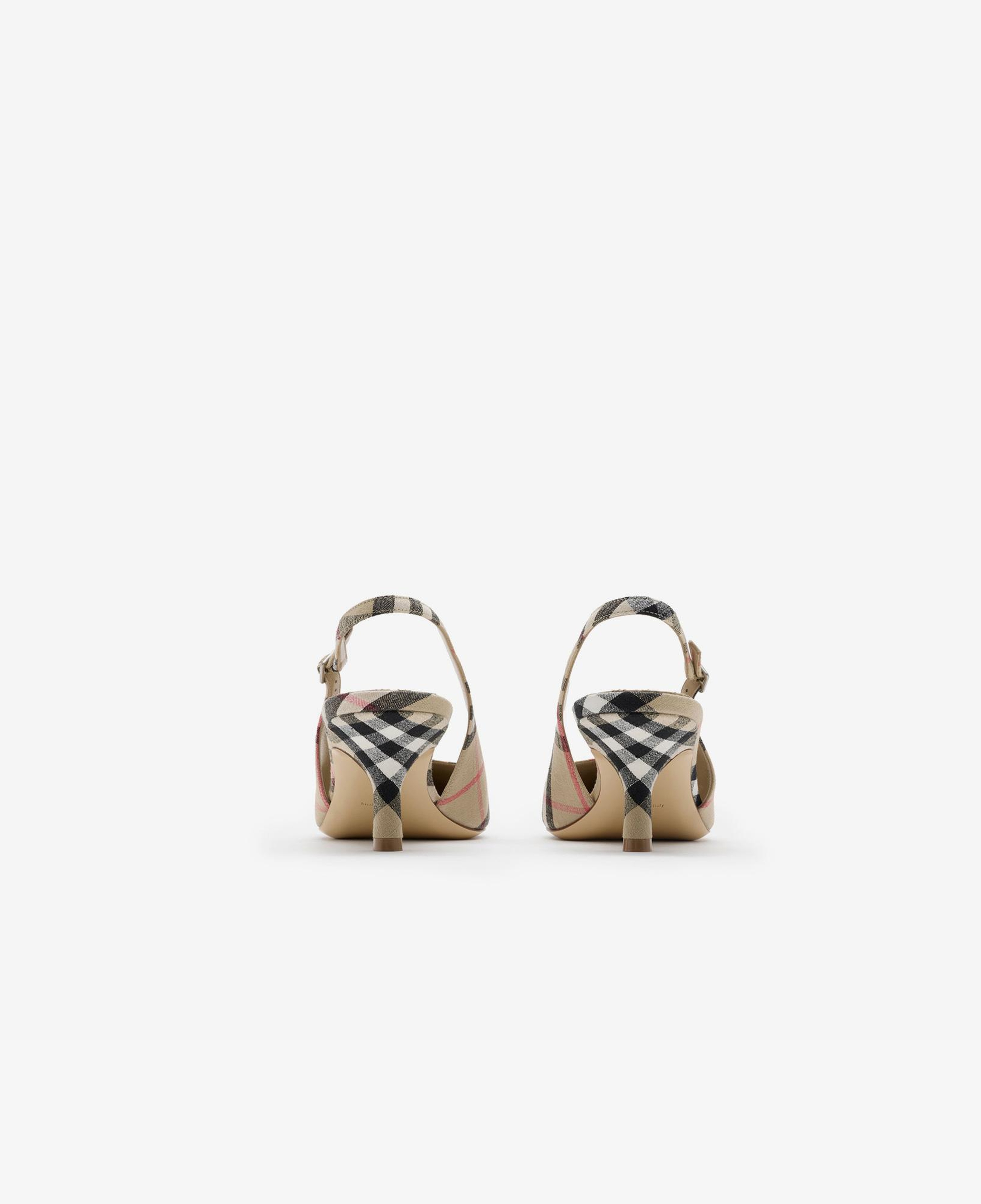 Burberry Kadın Bej Keten Topuklu Ayakkabı