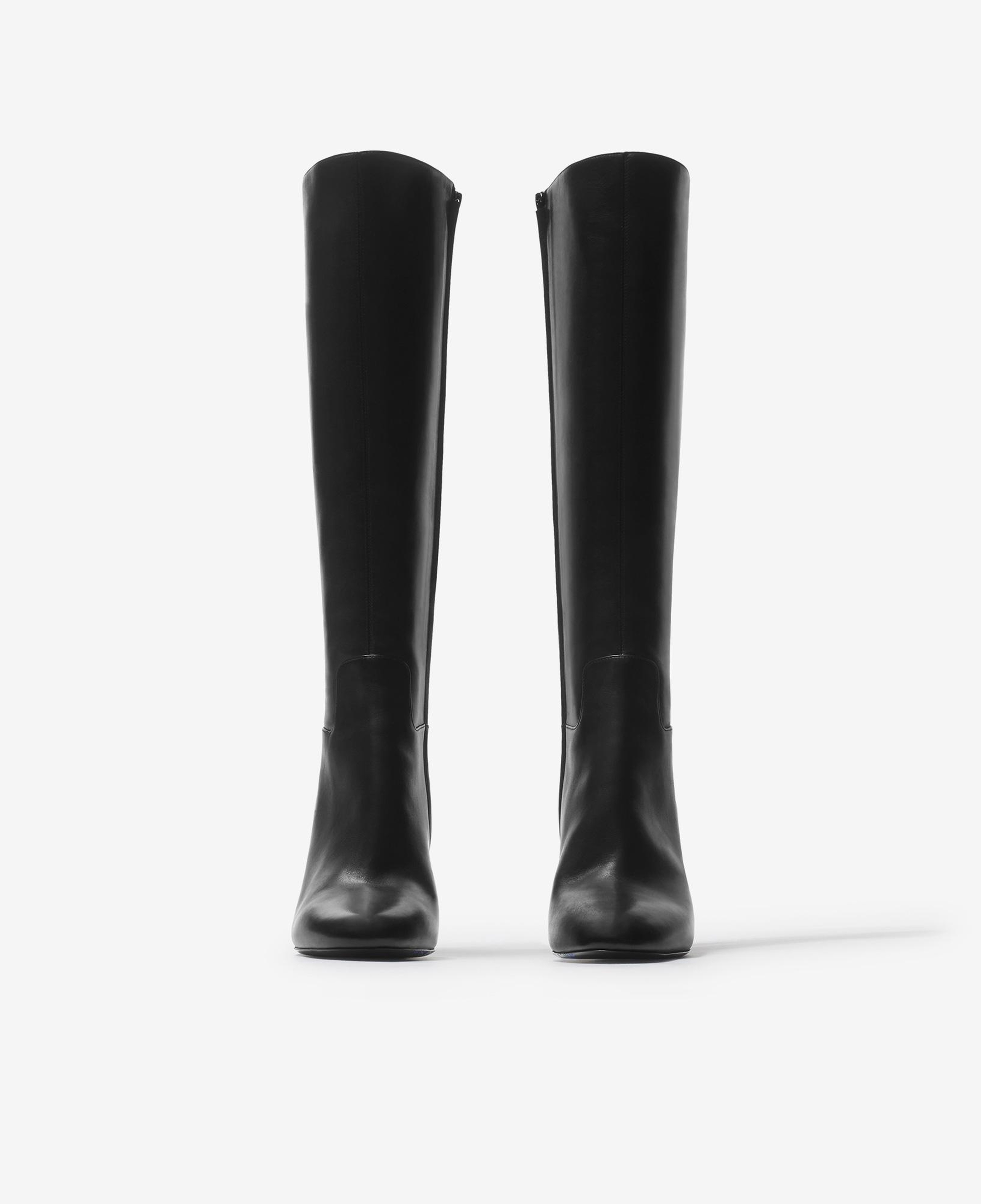 Burberry Leather Trinket High Kadın Siyah Bot