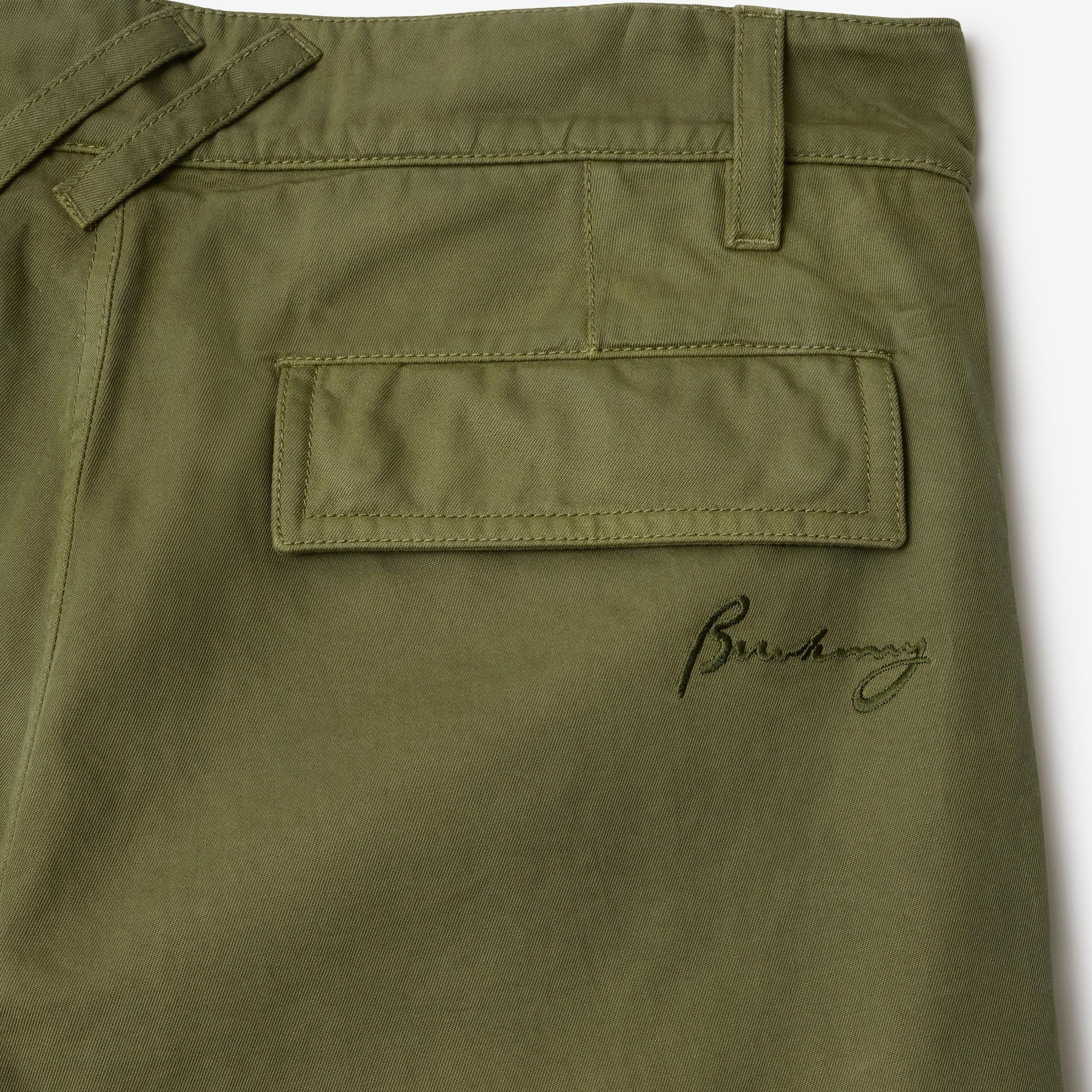 Burberry Gabardine Cargo Erkek Haki Pantolon