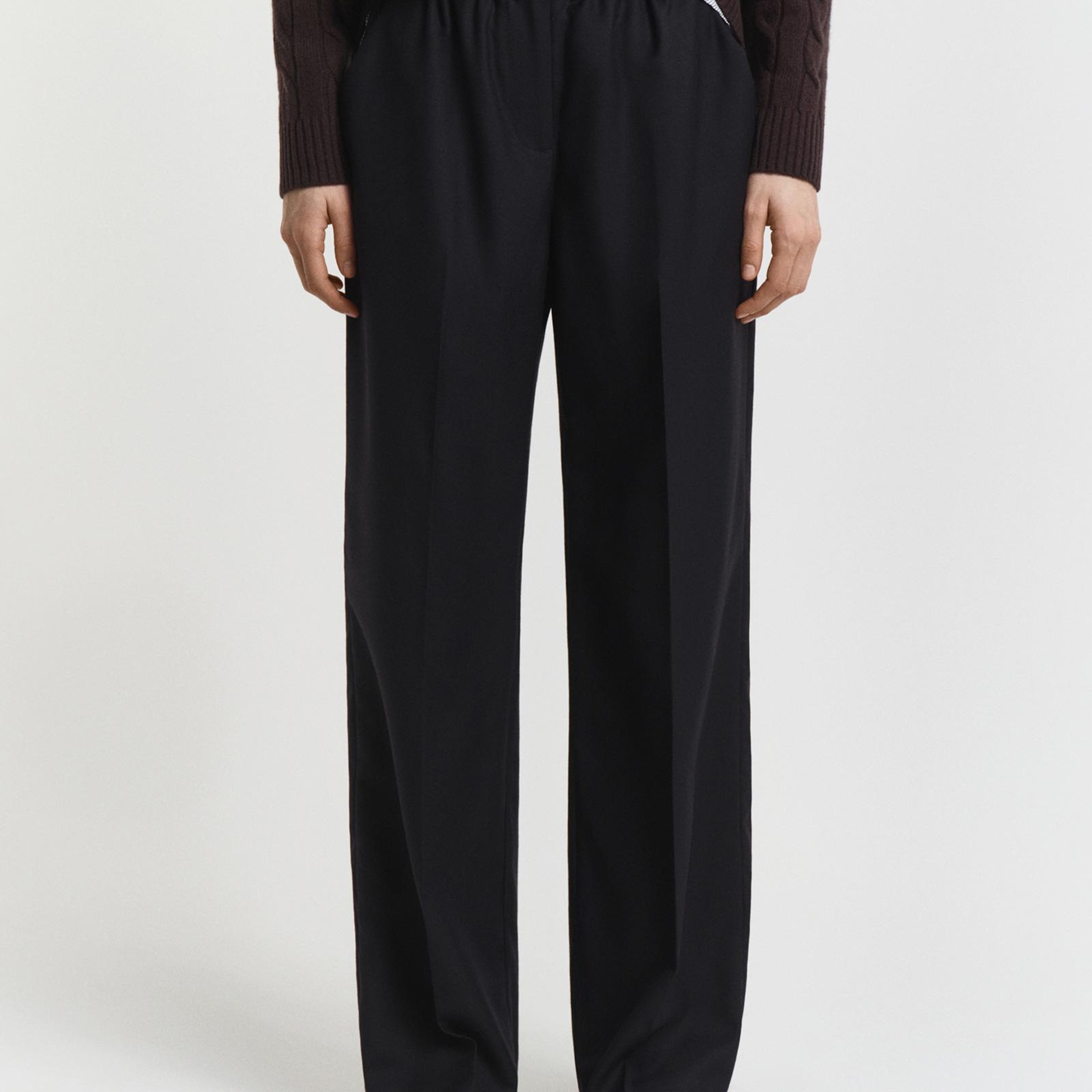 GANT Kadın Siyah Relaxed Fit Yün Pantolon