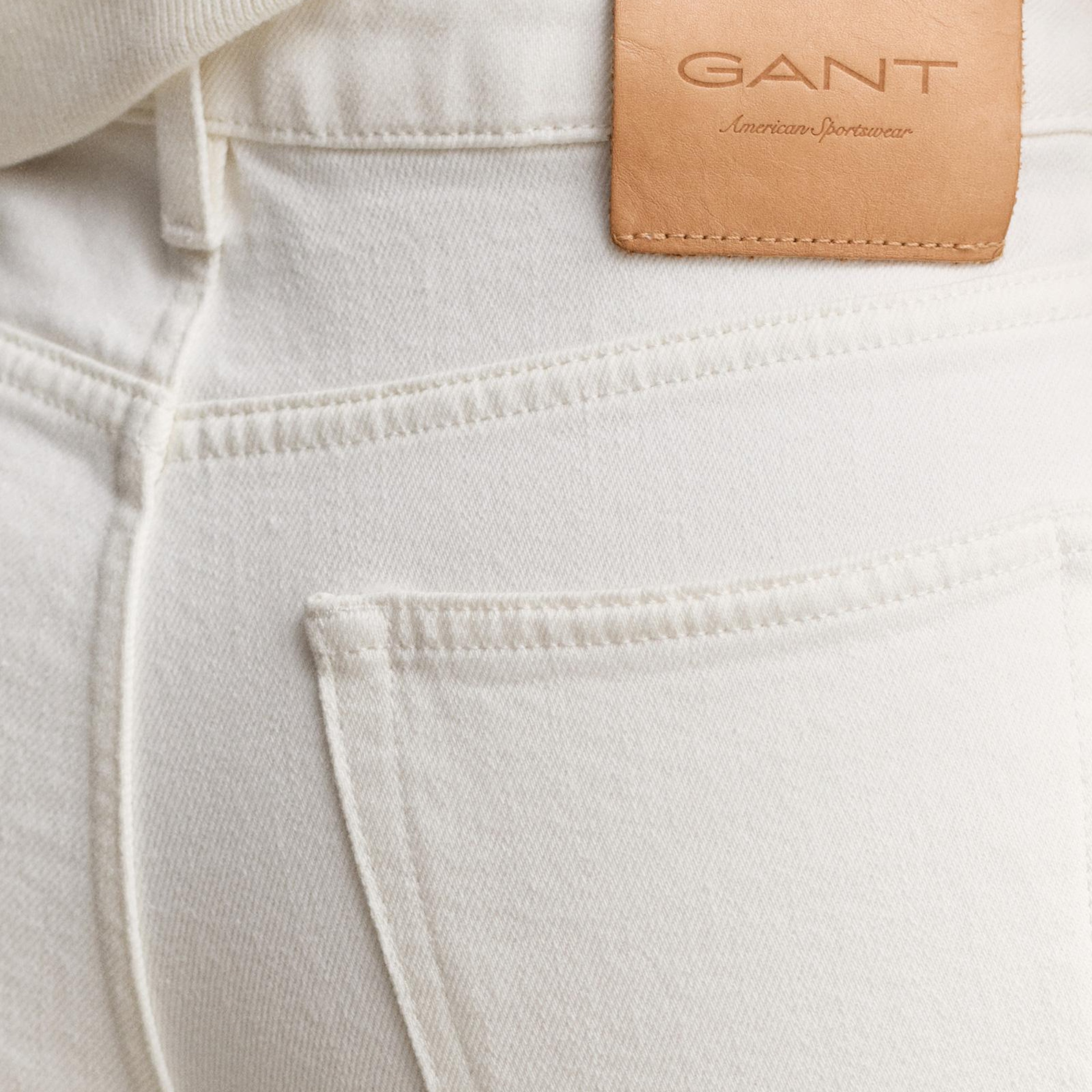 GANT Kadın Beyaz Regular Fit Jean