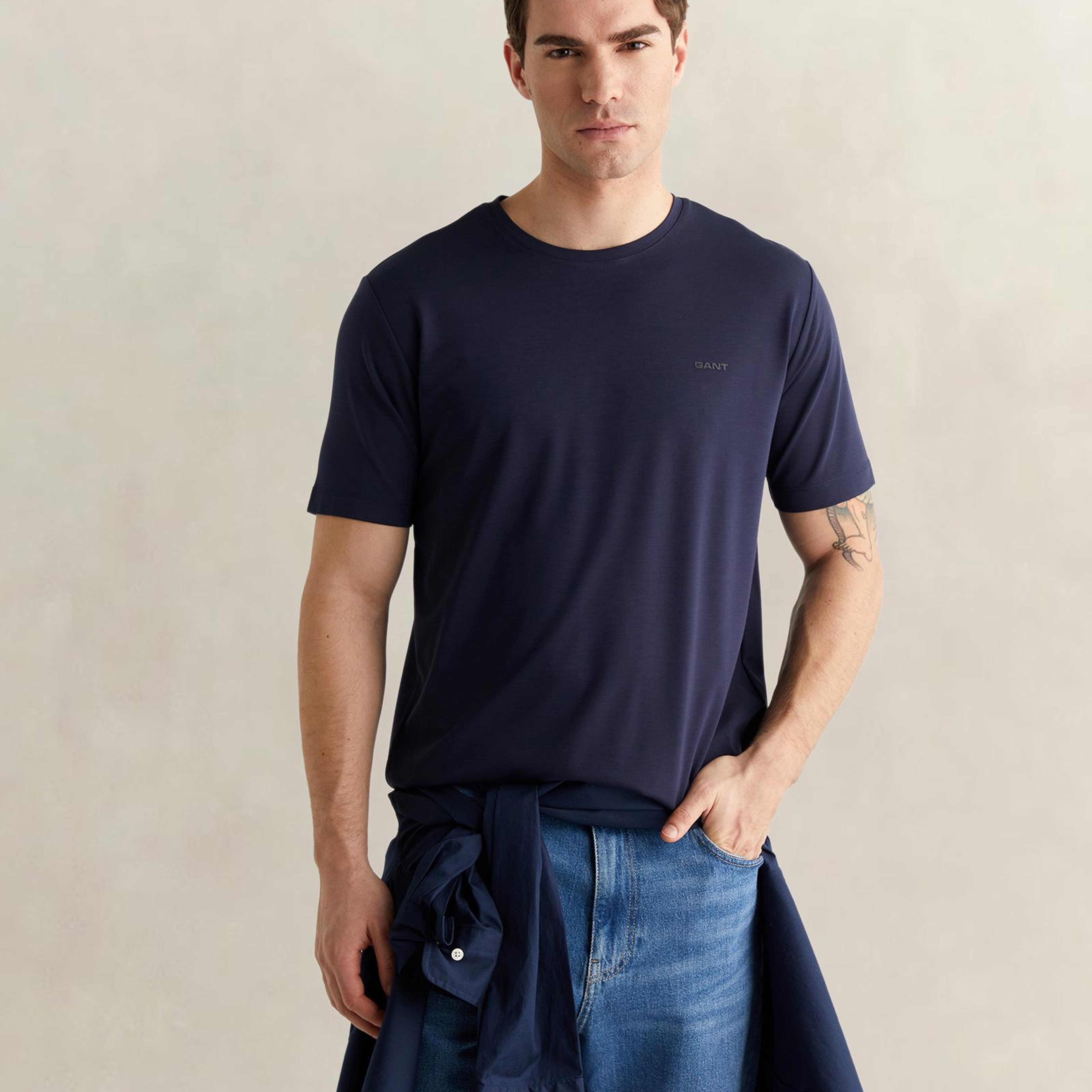 GANT Erkek Lacivert Kısa Kollu T-Shirt