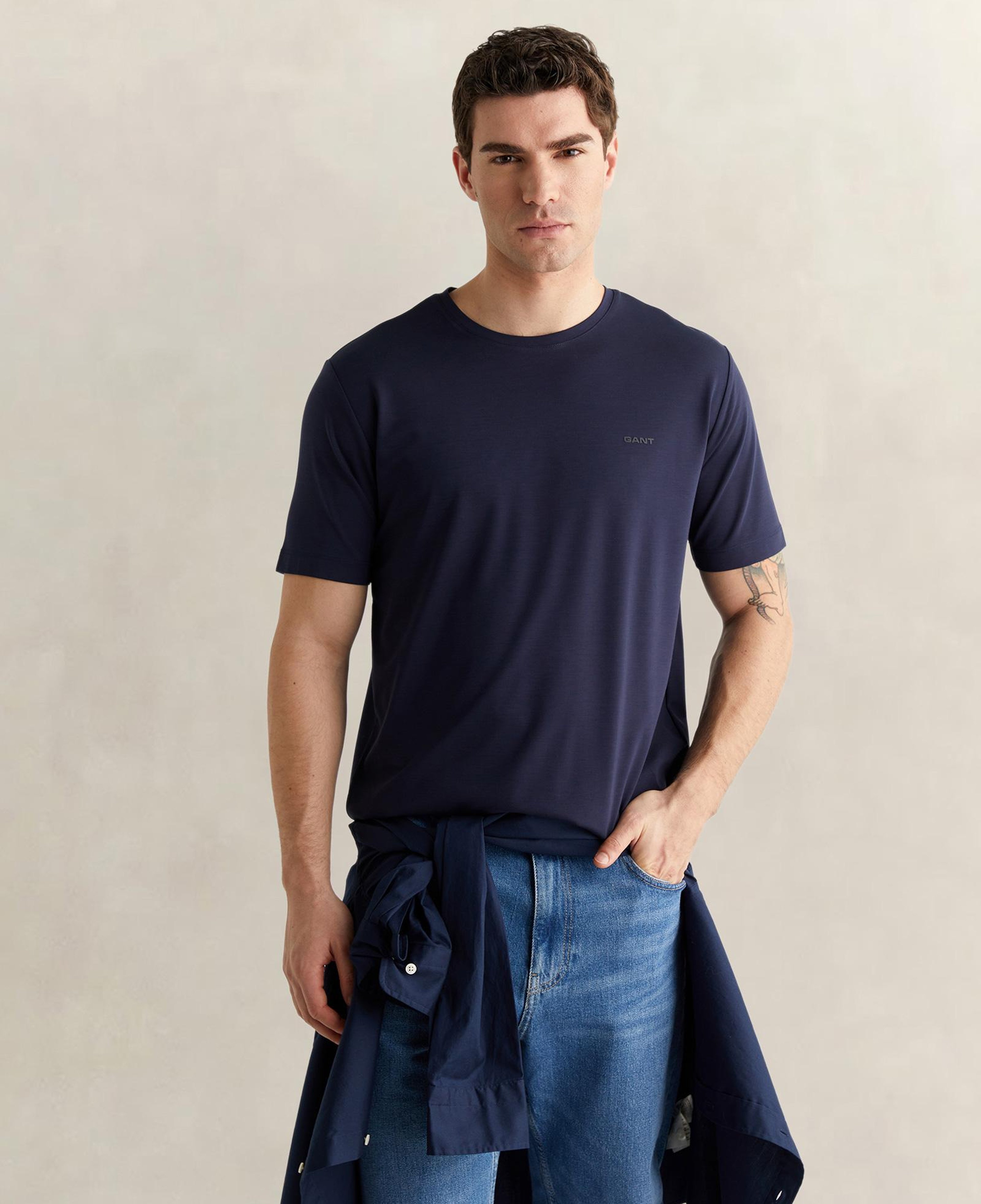 GANT Erkek Lacivert Kısa Kollu T-Shirt