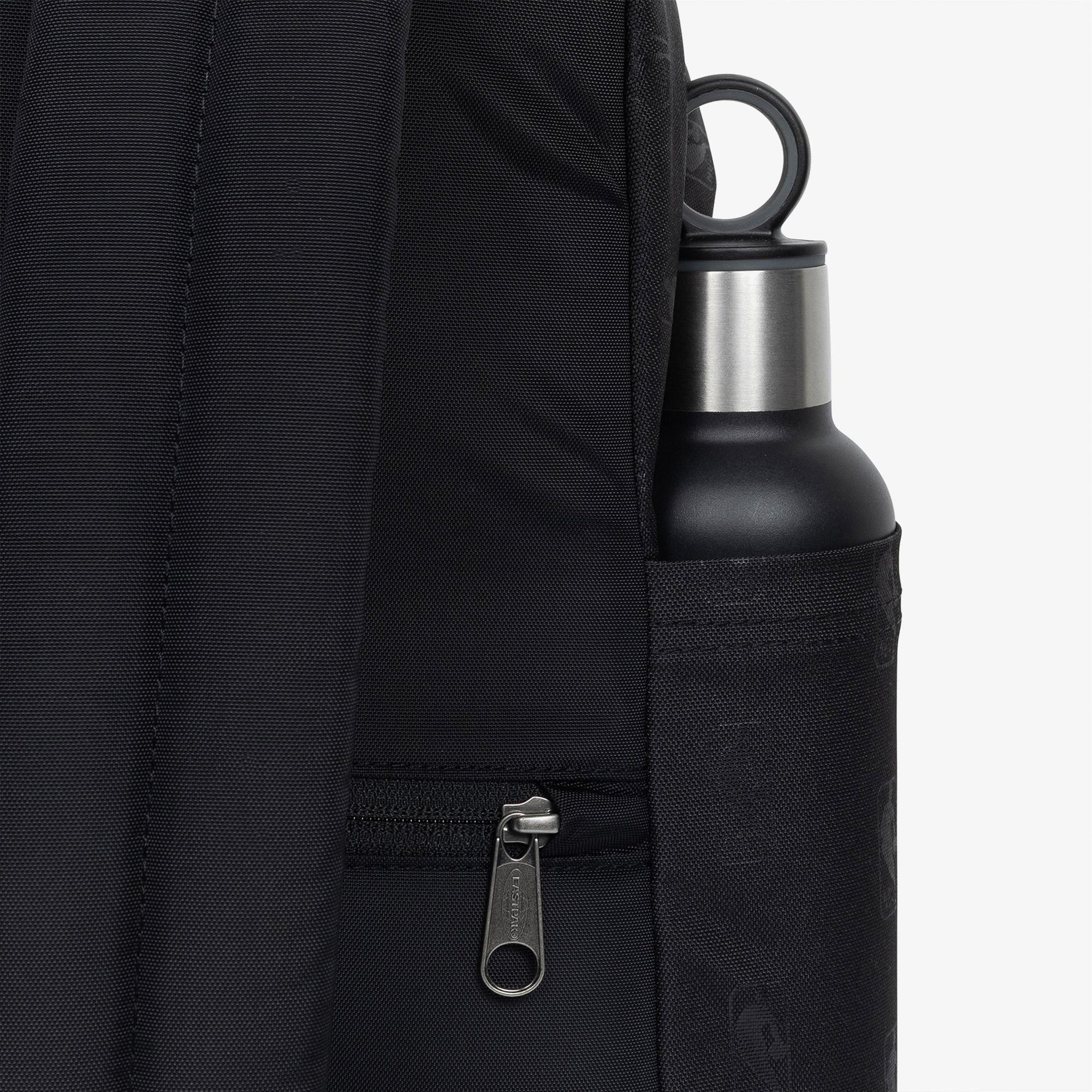 Eastpak Day Pak'R NBA Logosu Unisex Siyah Sırt Çantası