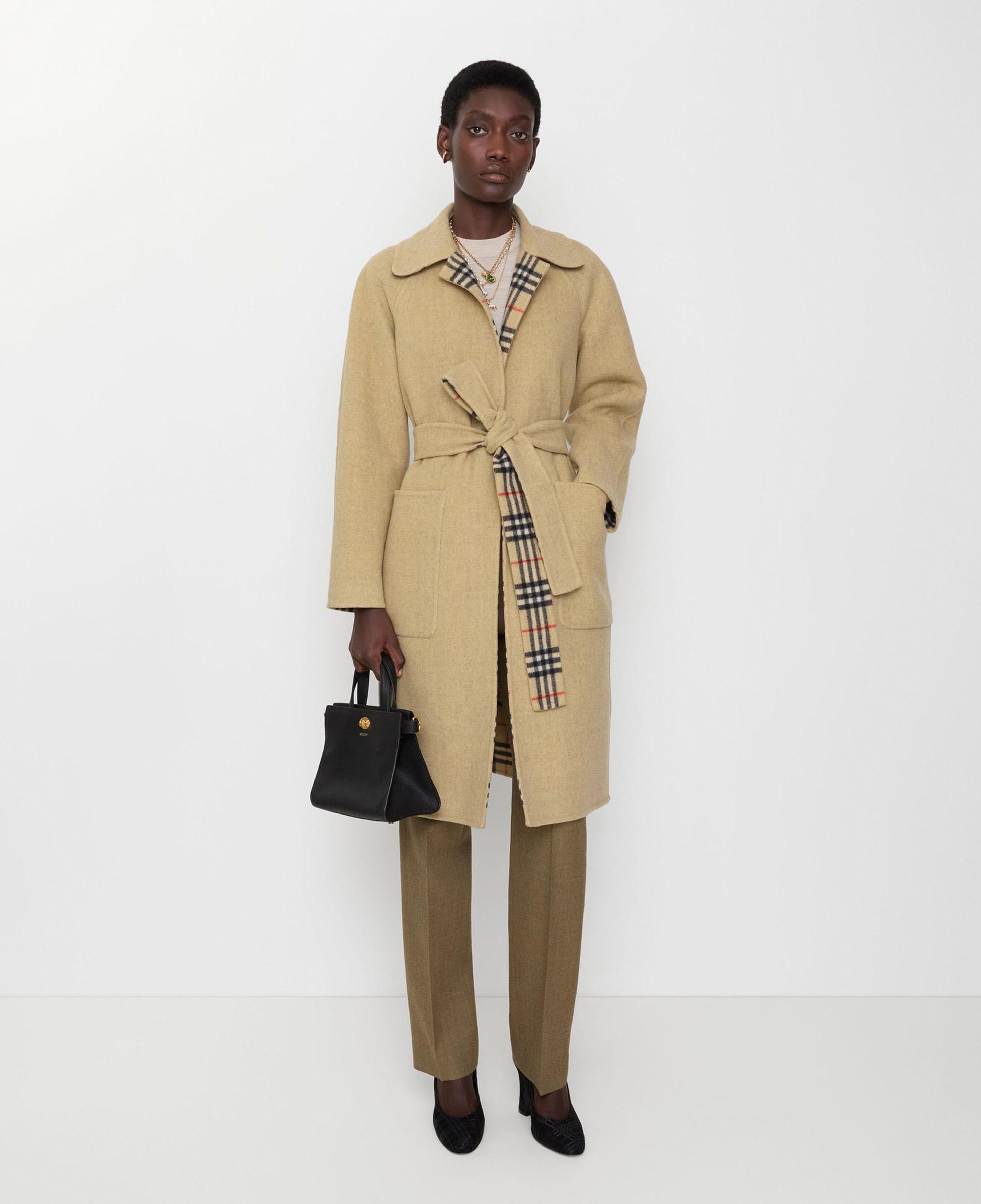 Burberry Tunbridge Kadın Bej Kaban