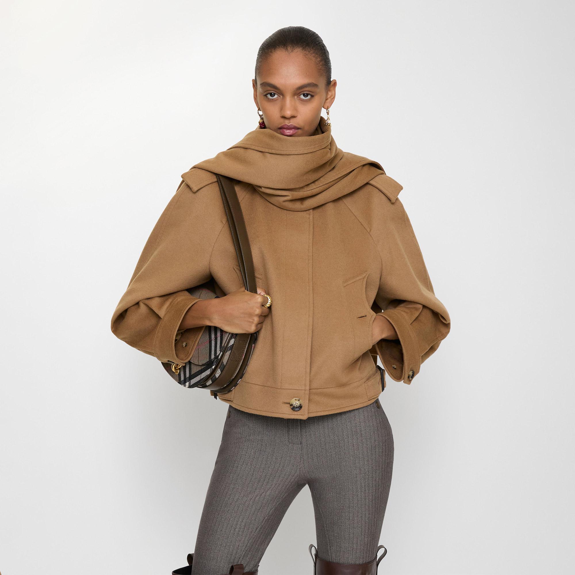 Burberry Oldbrook Kadın Bej Kaban