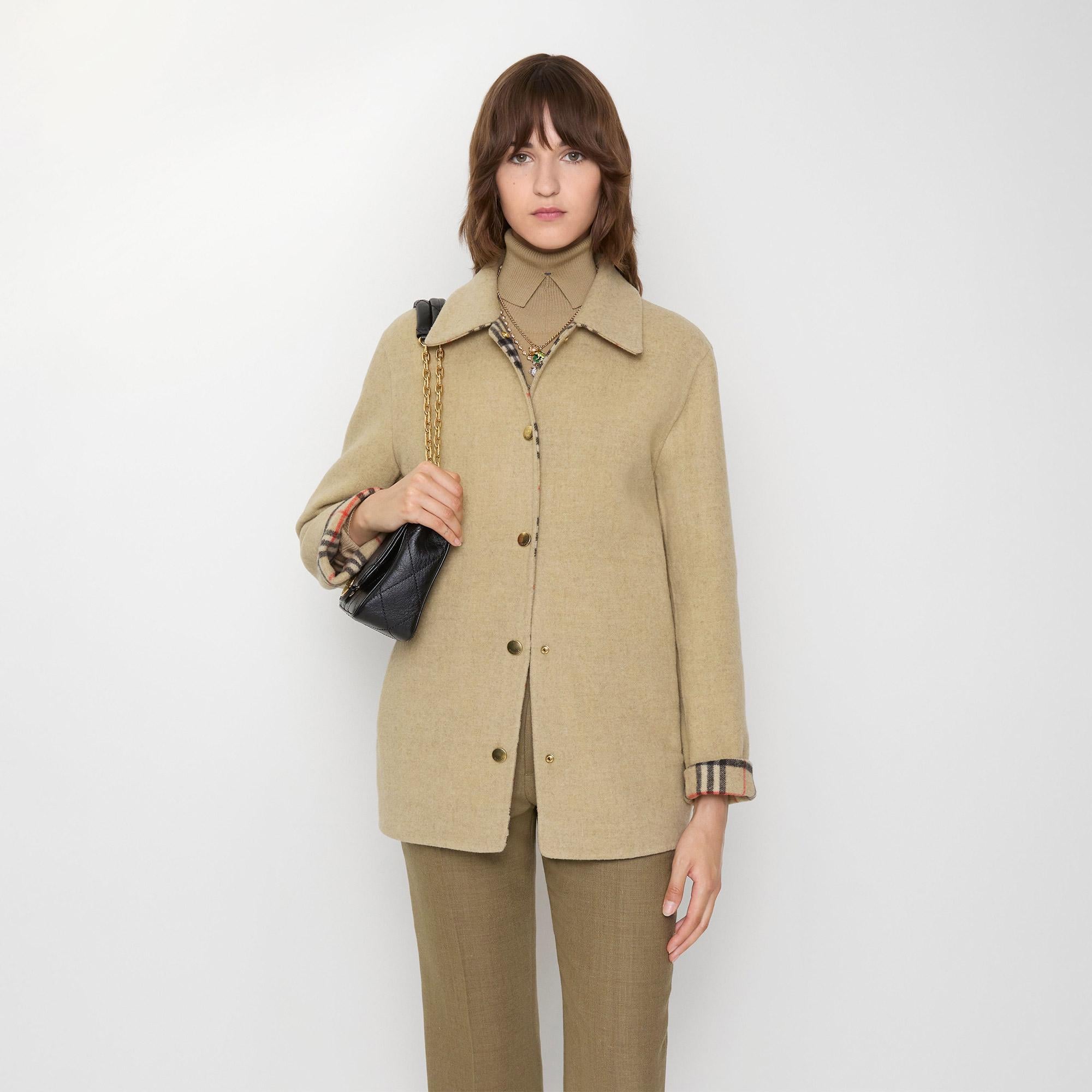 Burberry Lancashire Wool Kadın Bej Mont