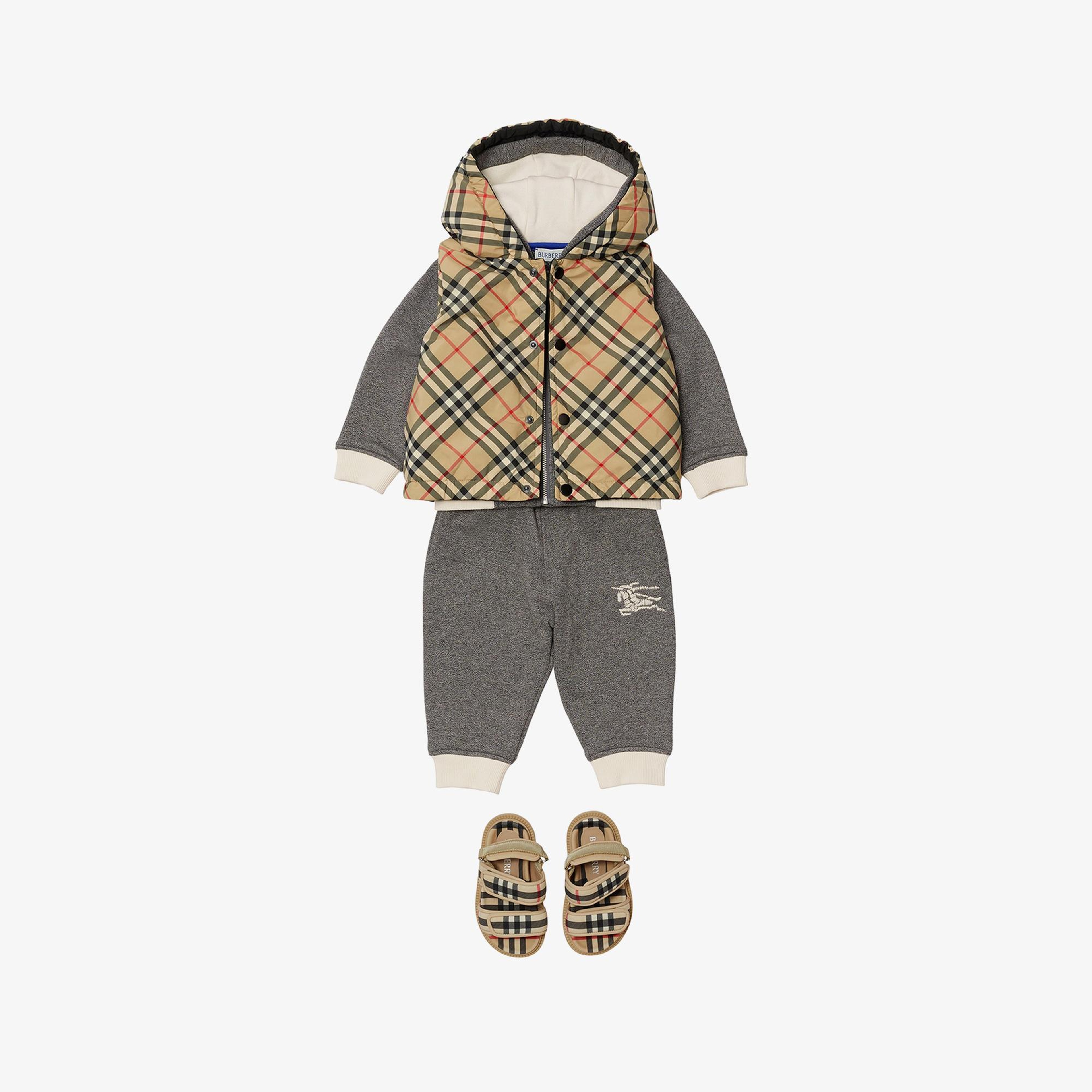 Burberry Çocuk Bej Yelek