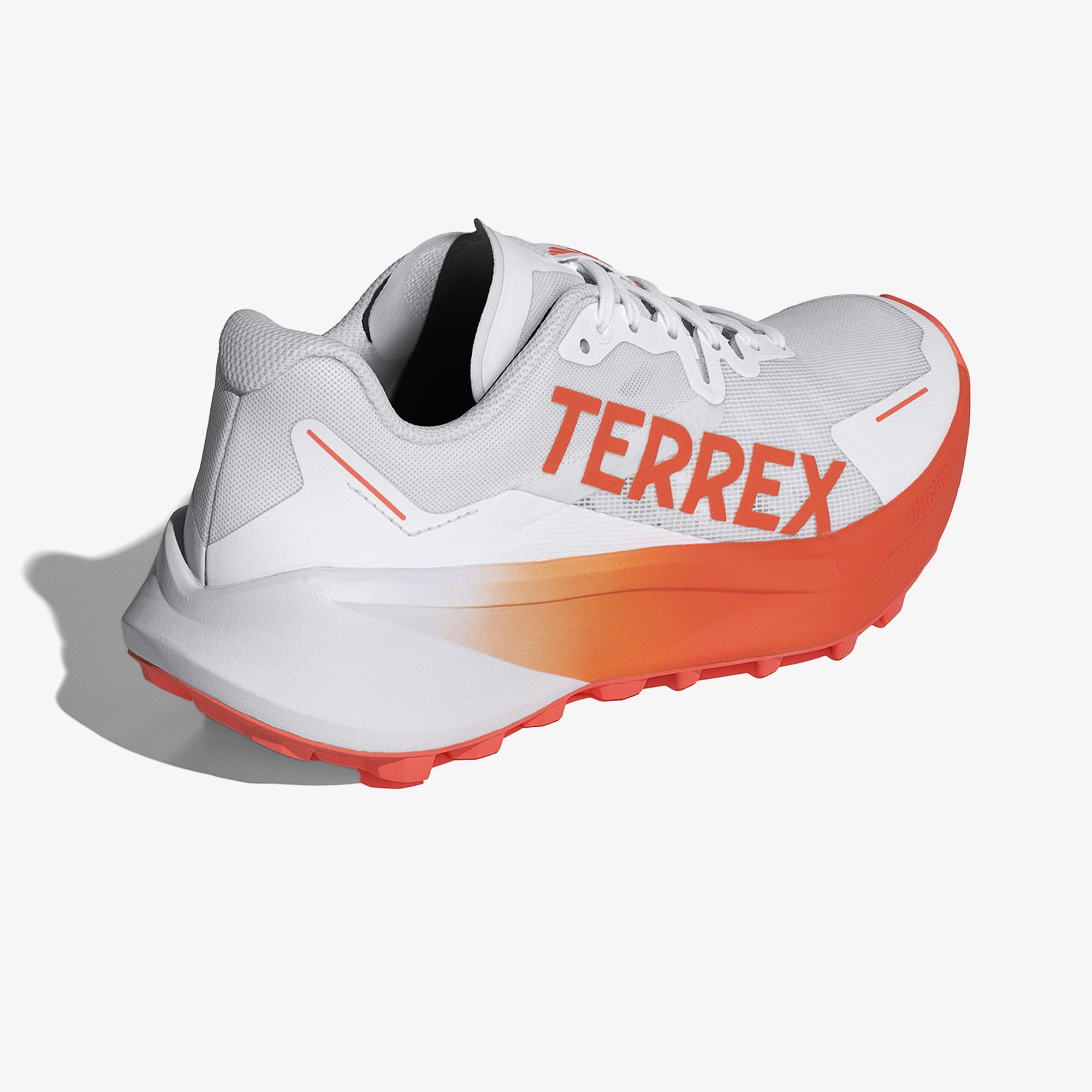 adidas Terrex Agravic 3 Arazi Kadın Beyaz Koşu Ayakkabısı