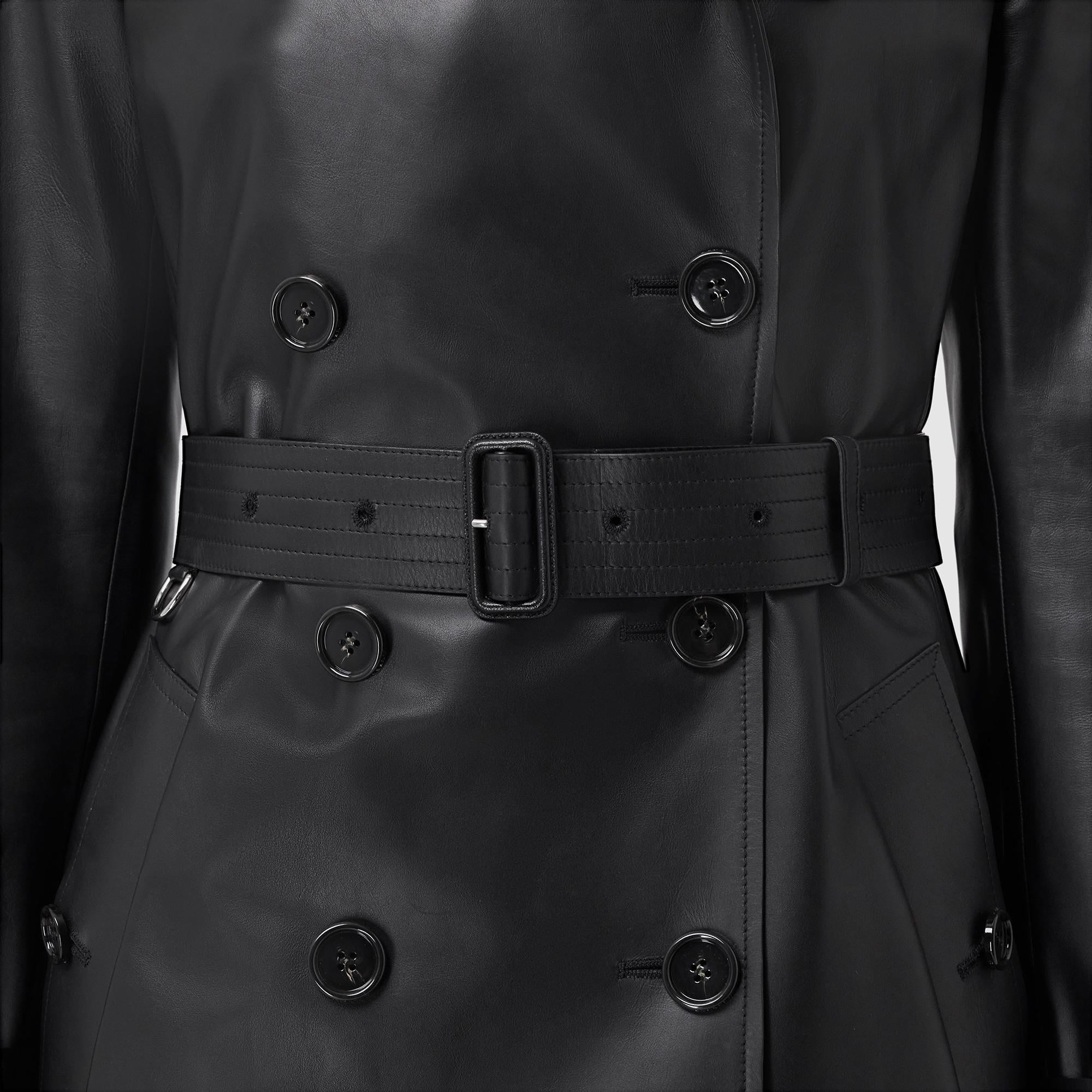 Burberry Kadın Siyah Deri Mont