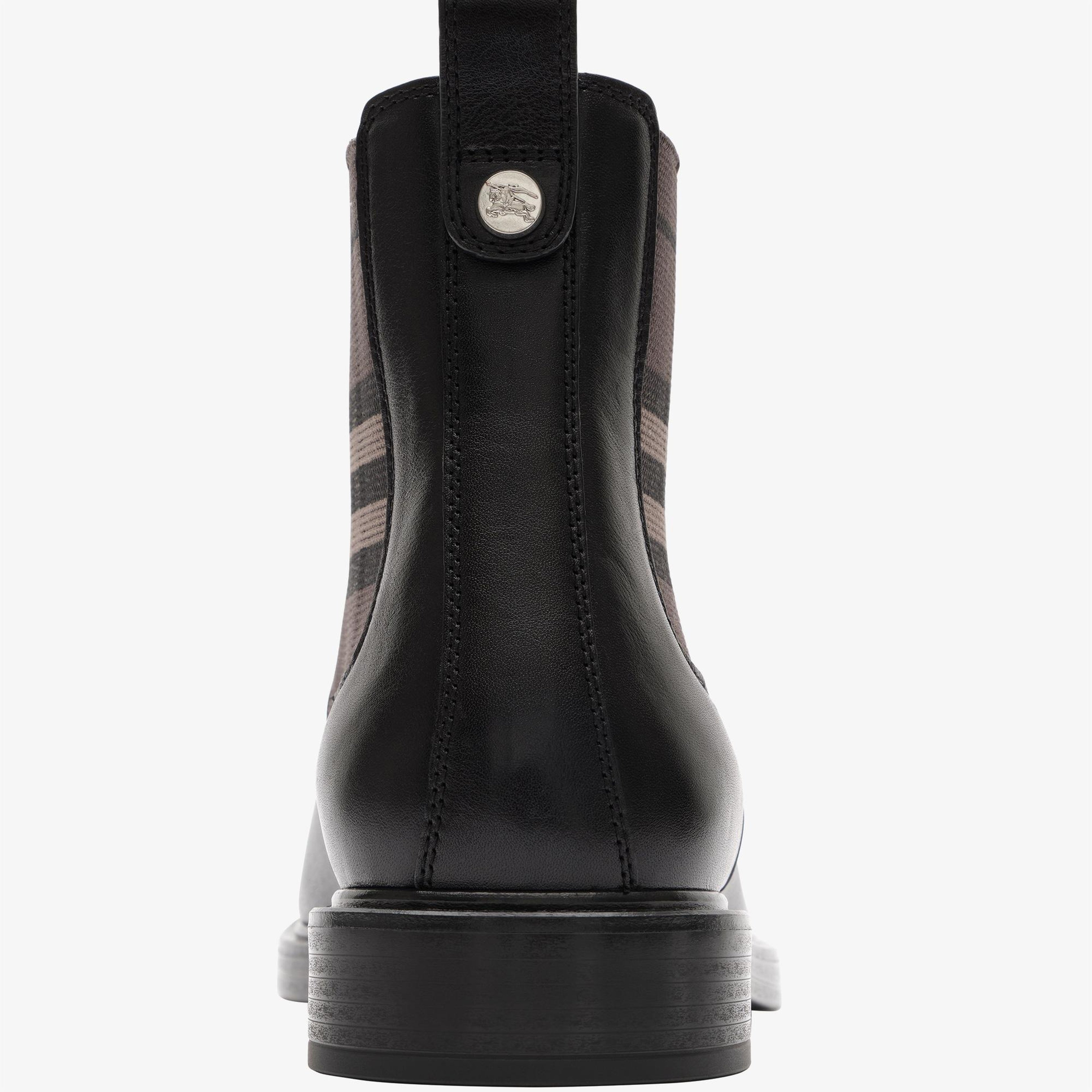 Burberry Pembroke Erkek Siyah Bot