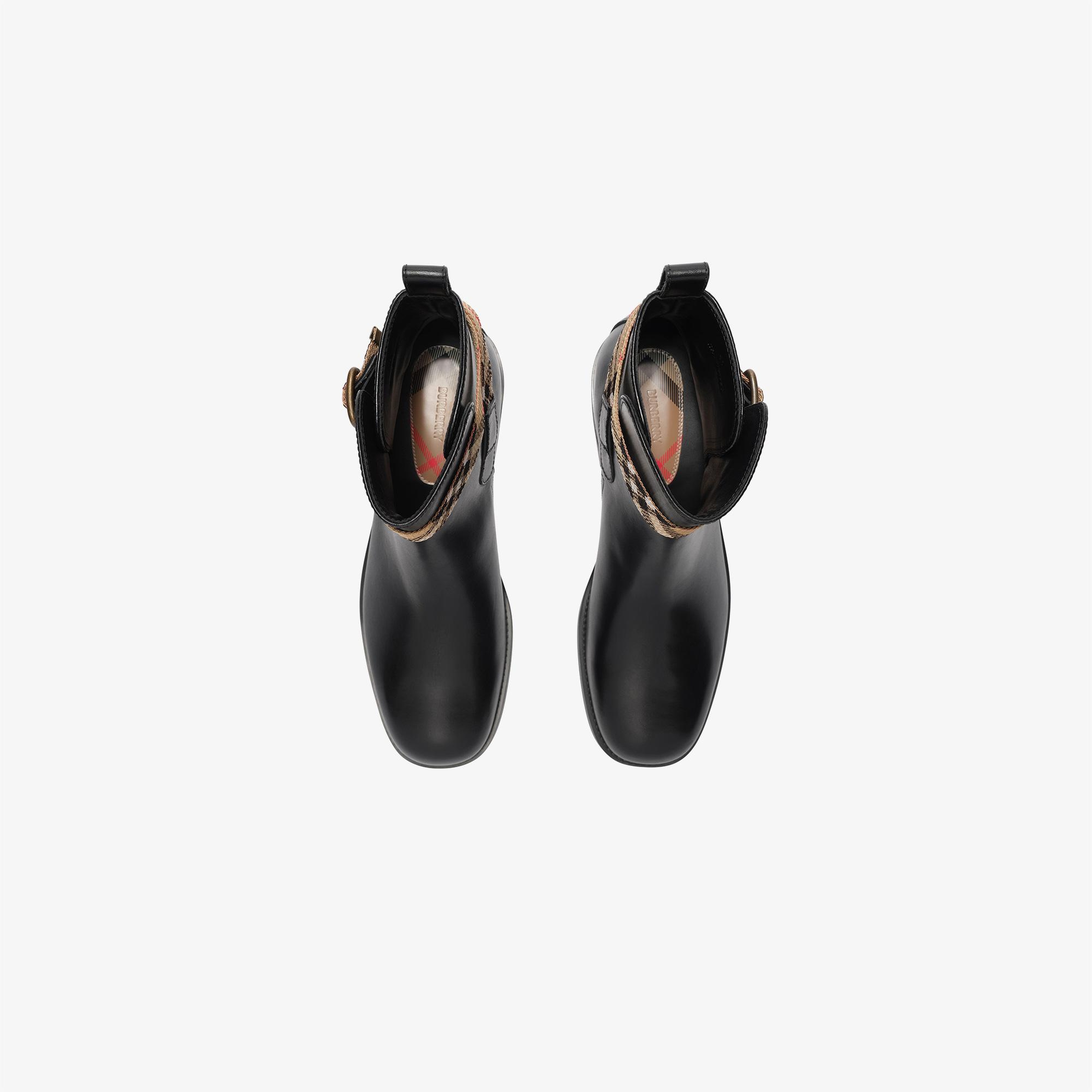 Burberry Huntley Bootie Kadın Siyah Bot