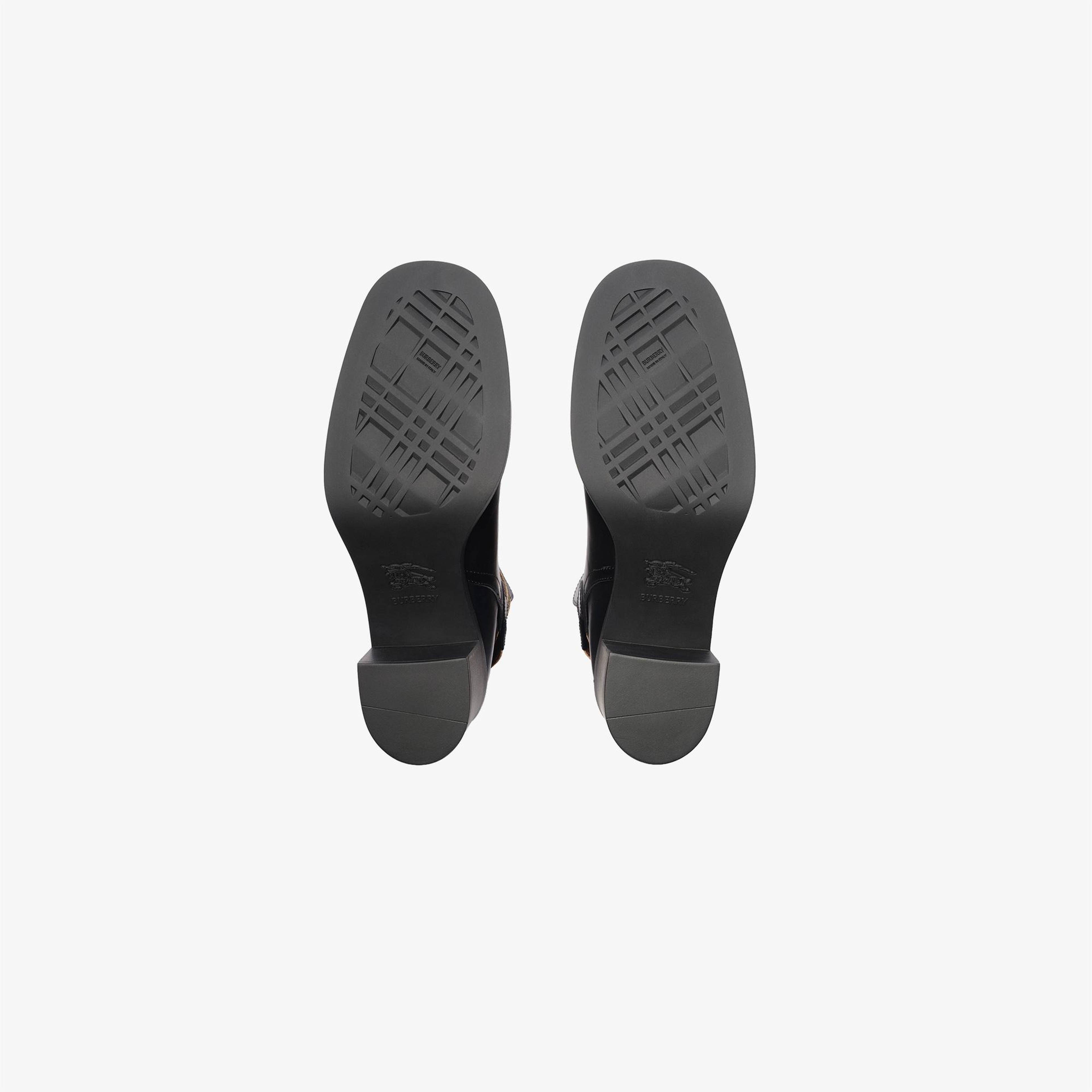 Burberry Huntley Bootie Kadın Siyah Bot