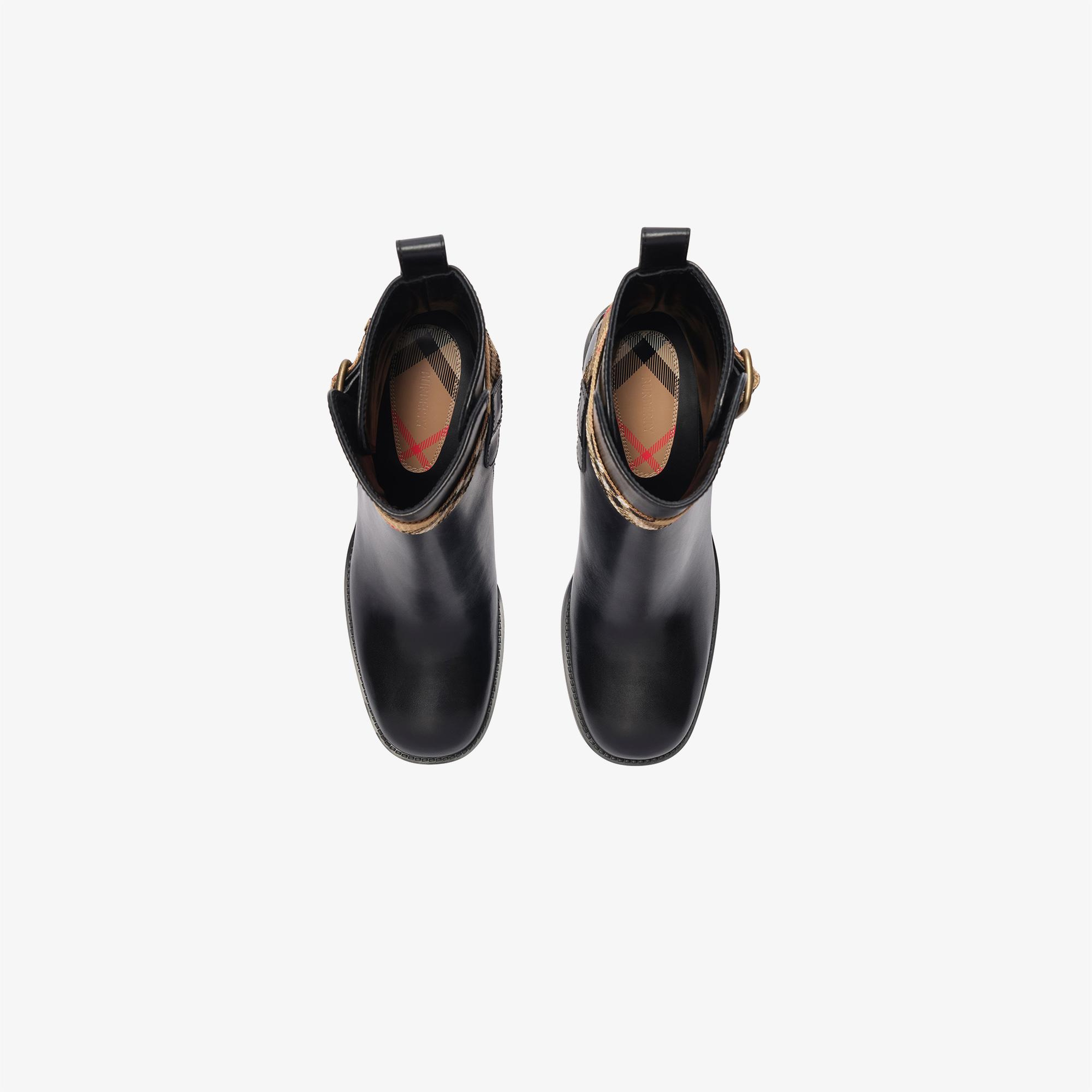 Burberry Huntley Bootie Kadın Siyah Bot