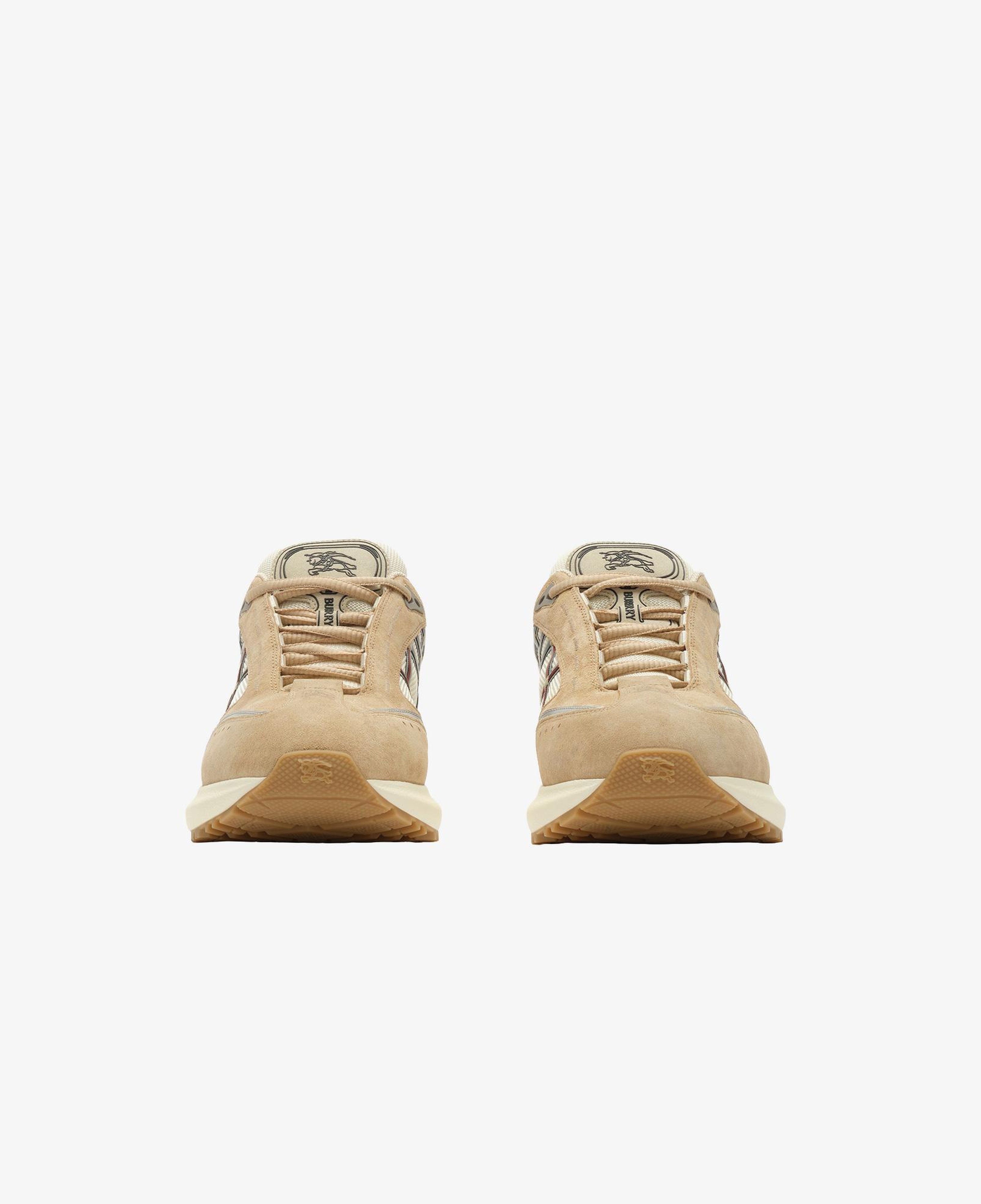 Burberry Eclipse Runner Kadın Bej Sneaker