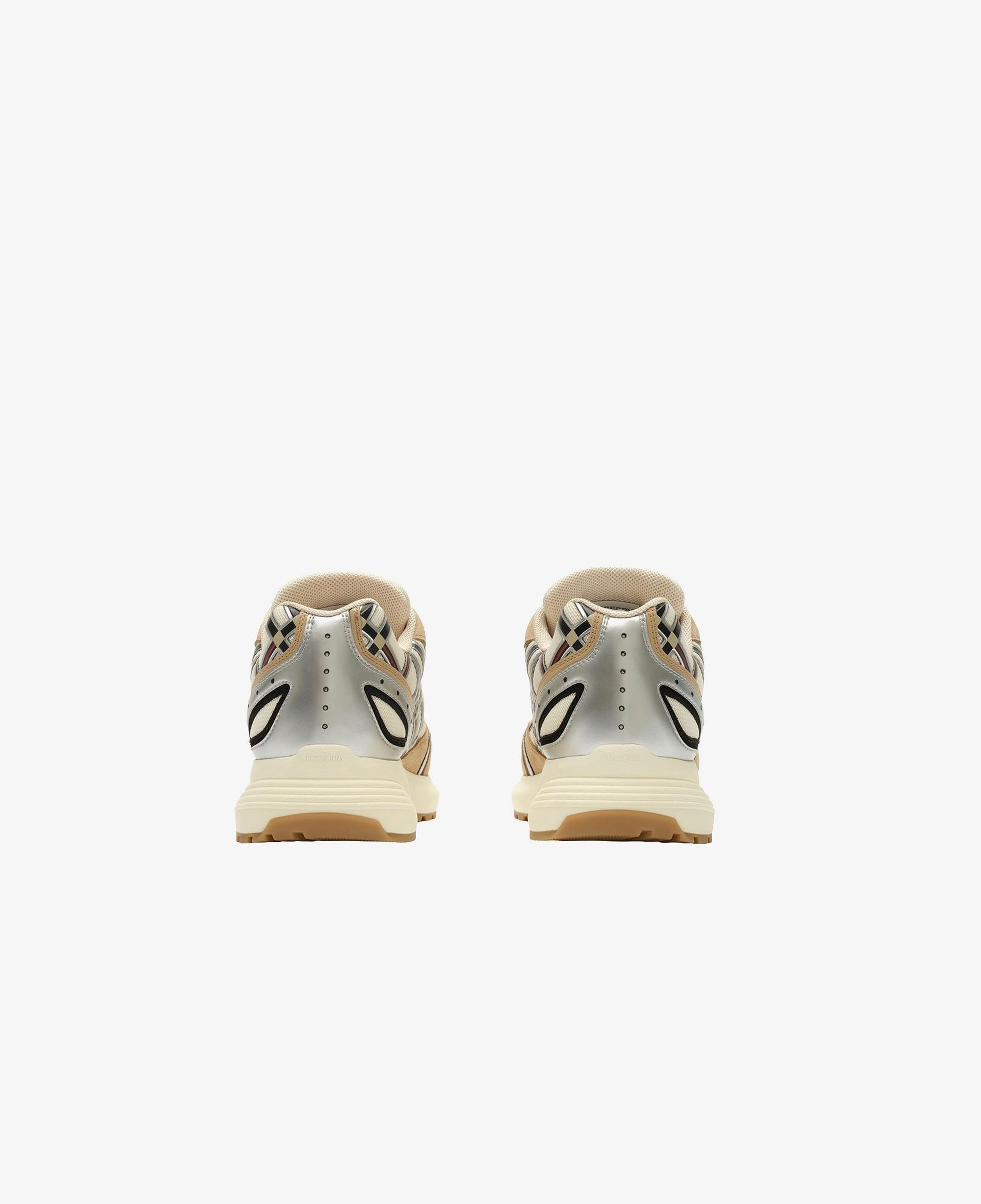 Burberry Eclipse Runner Kadın Bej Sneaker