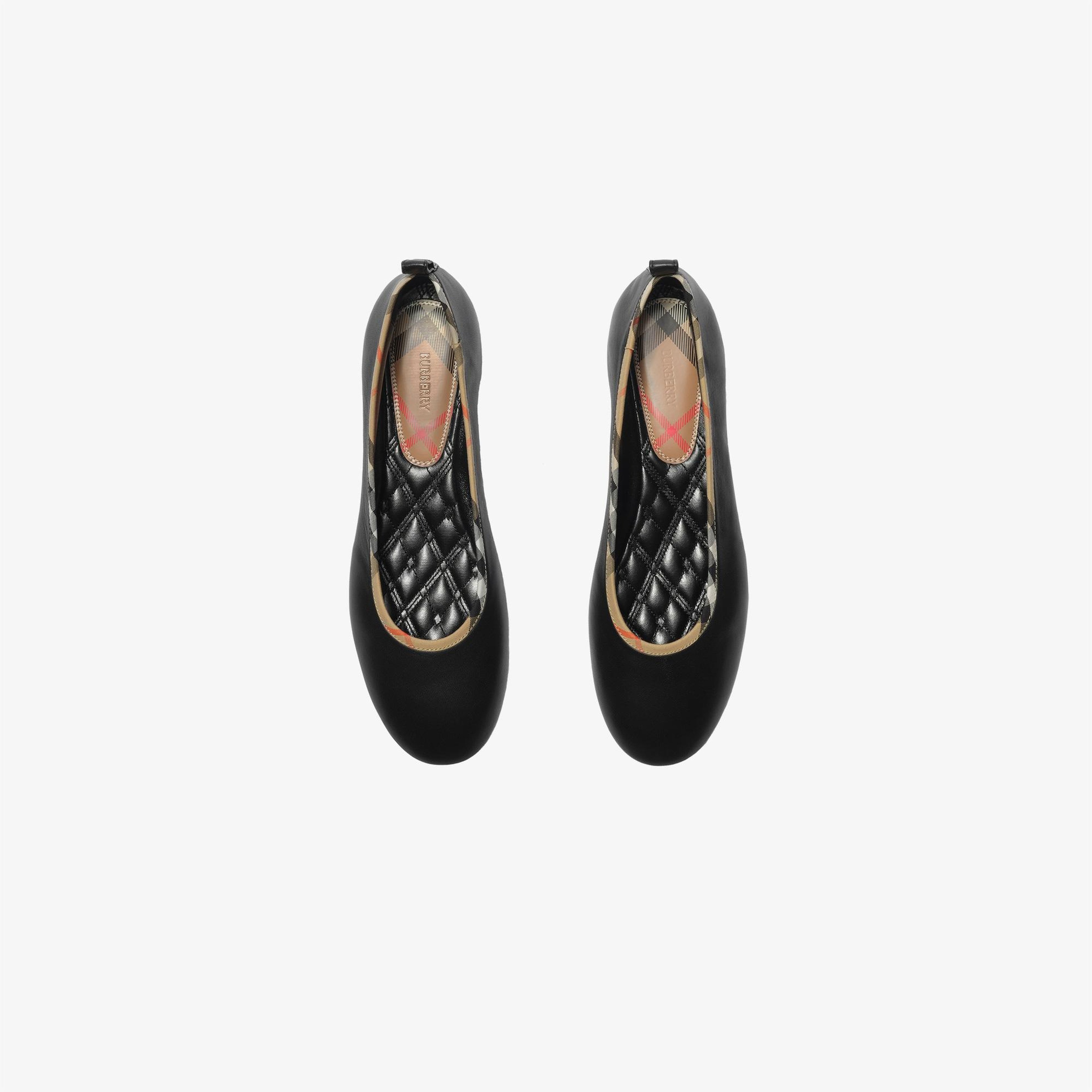 Burberry Robin Ballerina Kadın Siyah Babet