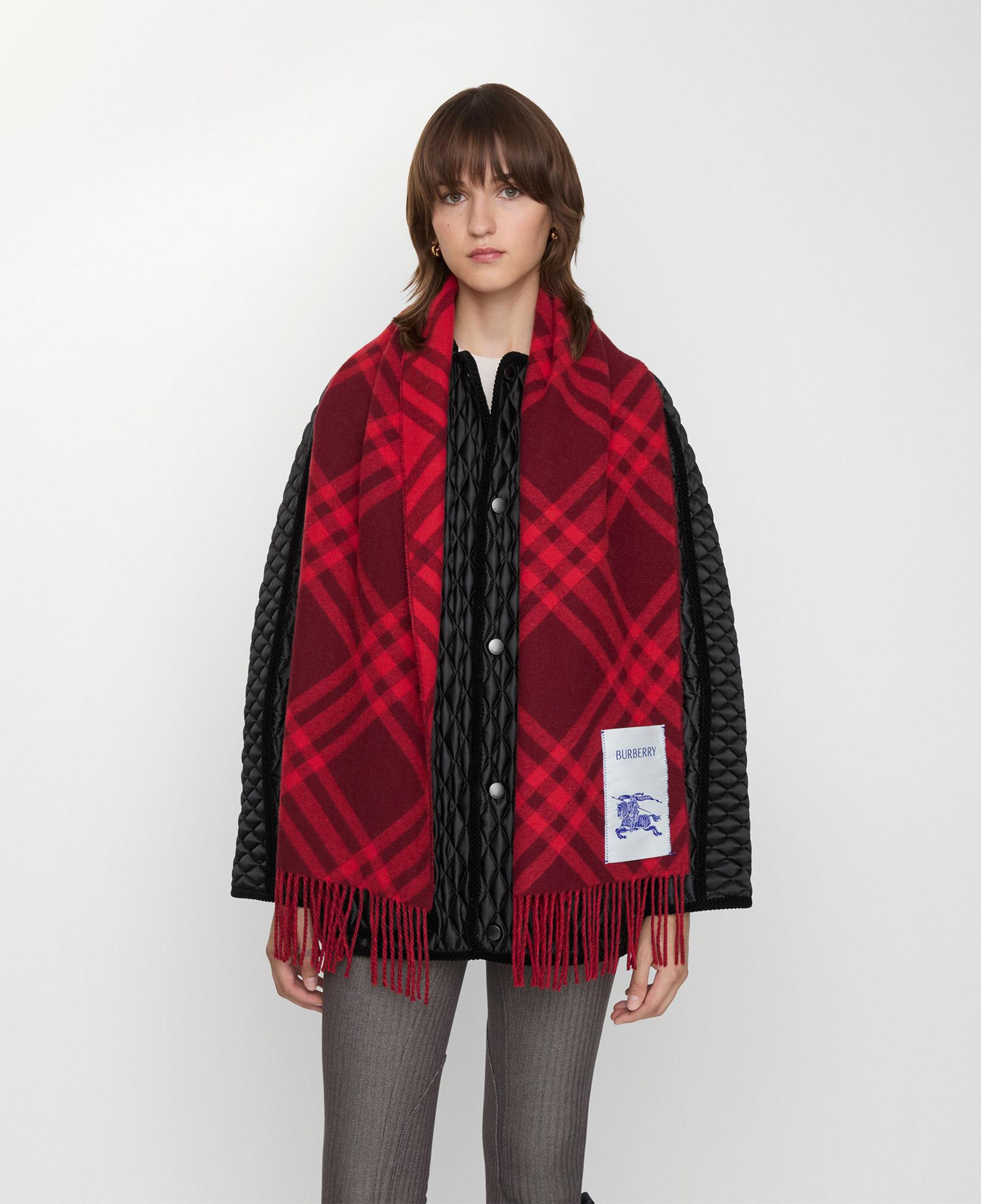 Burberry 168X30 Tbar Bias Check Kadın Kırmızı Atkı