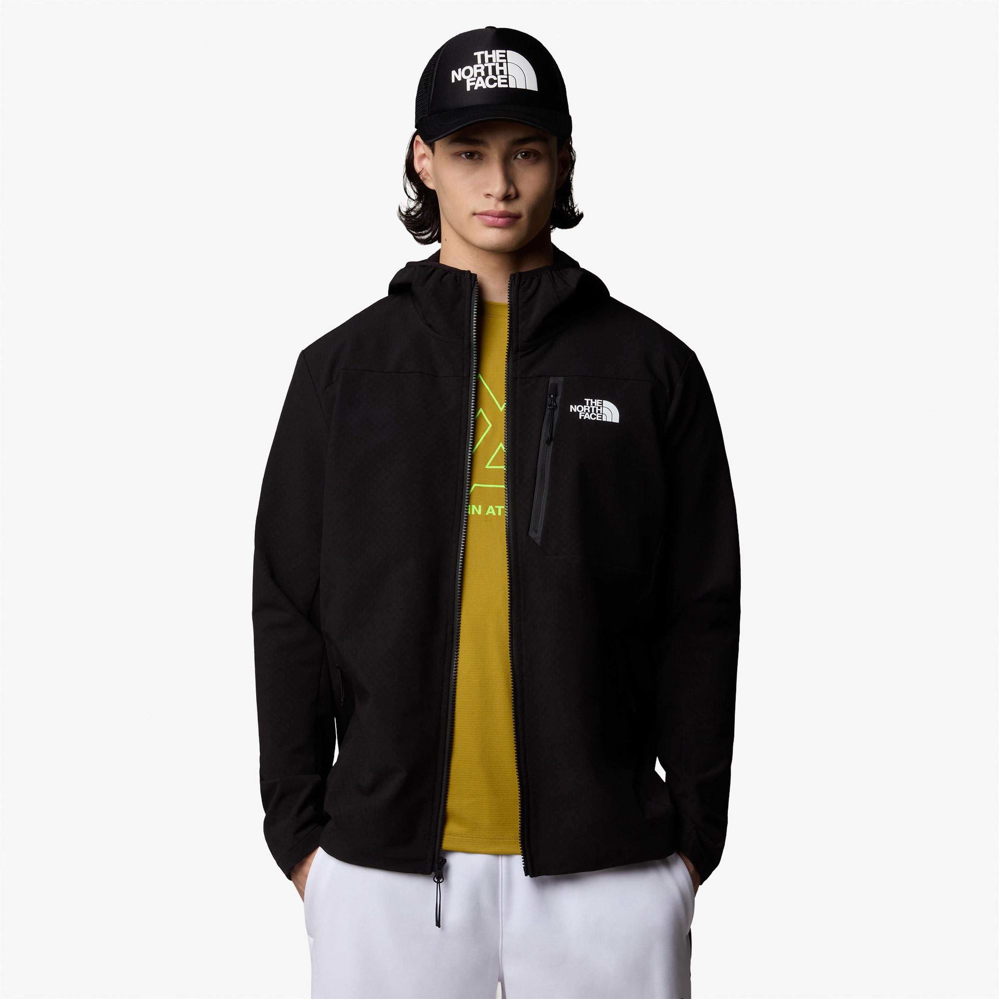 The North Face Mountain Athletics Softshell Erkek Siyah Ceket