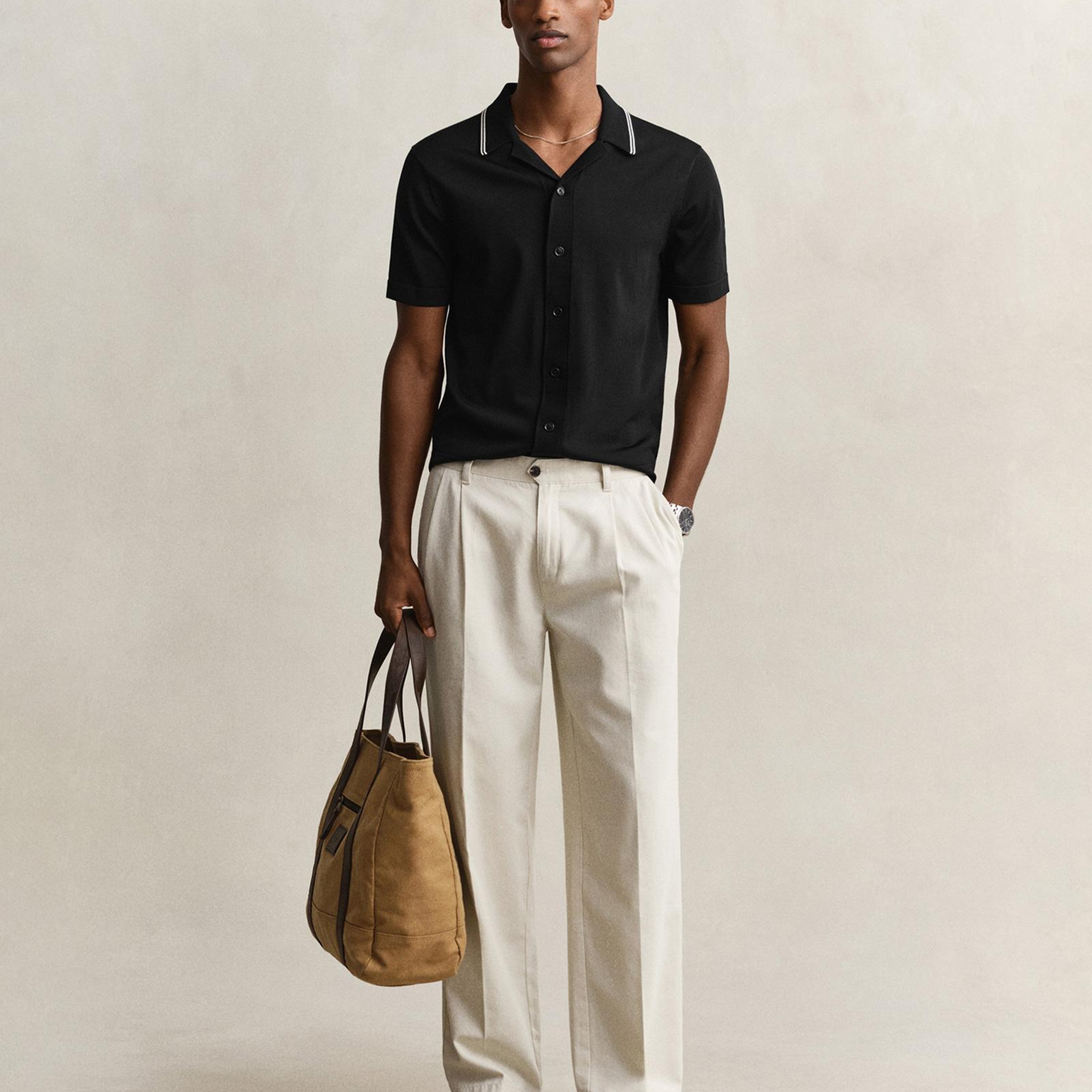 GANT Erkek Siyah Regular Fit Kısa Kollu Resort Yaka Gömlek