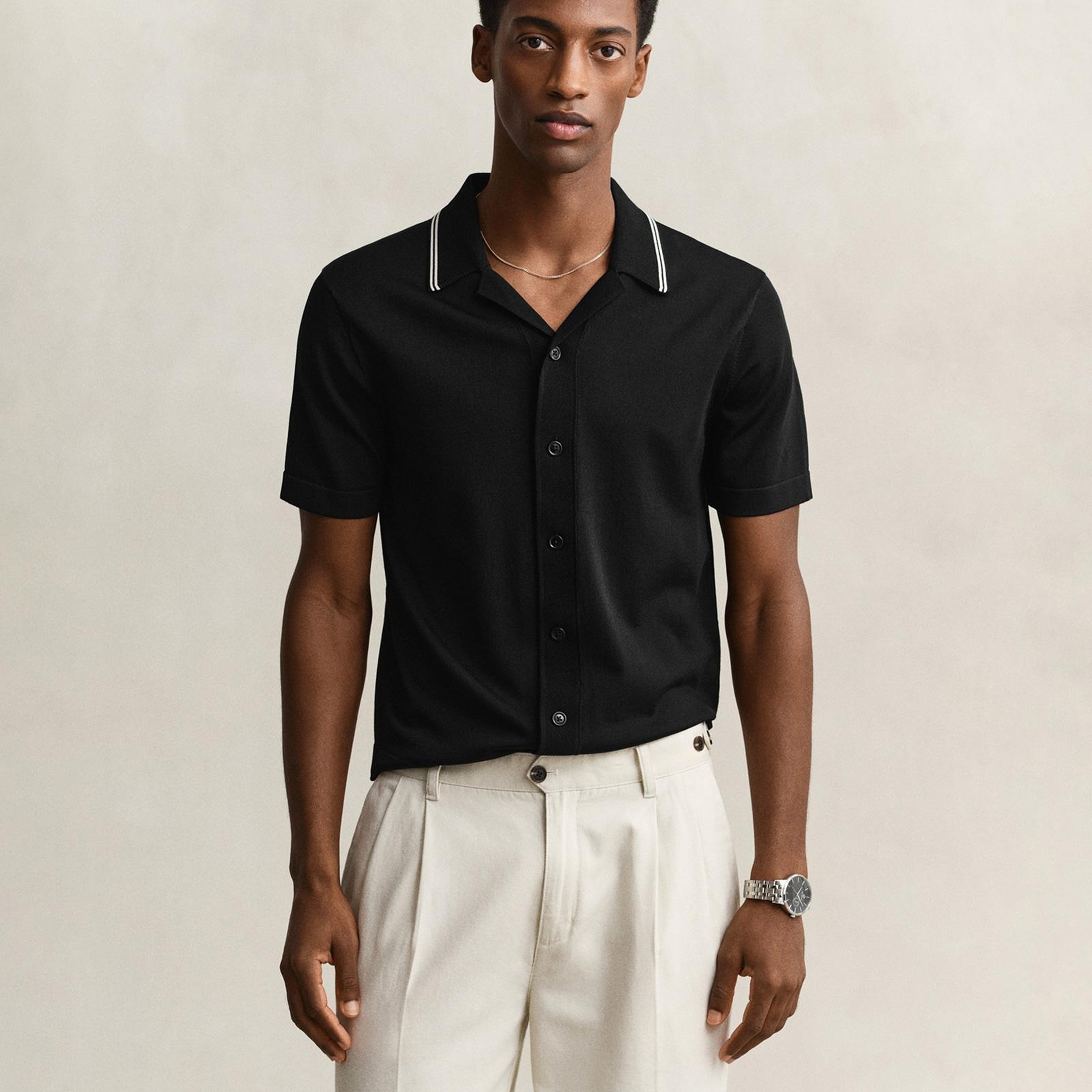 GANT Erkek Siyah Regular Fit Kısa Kollu Resort Yaka Gömlek