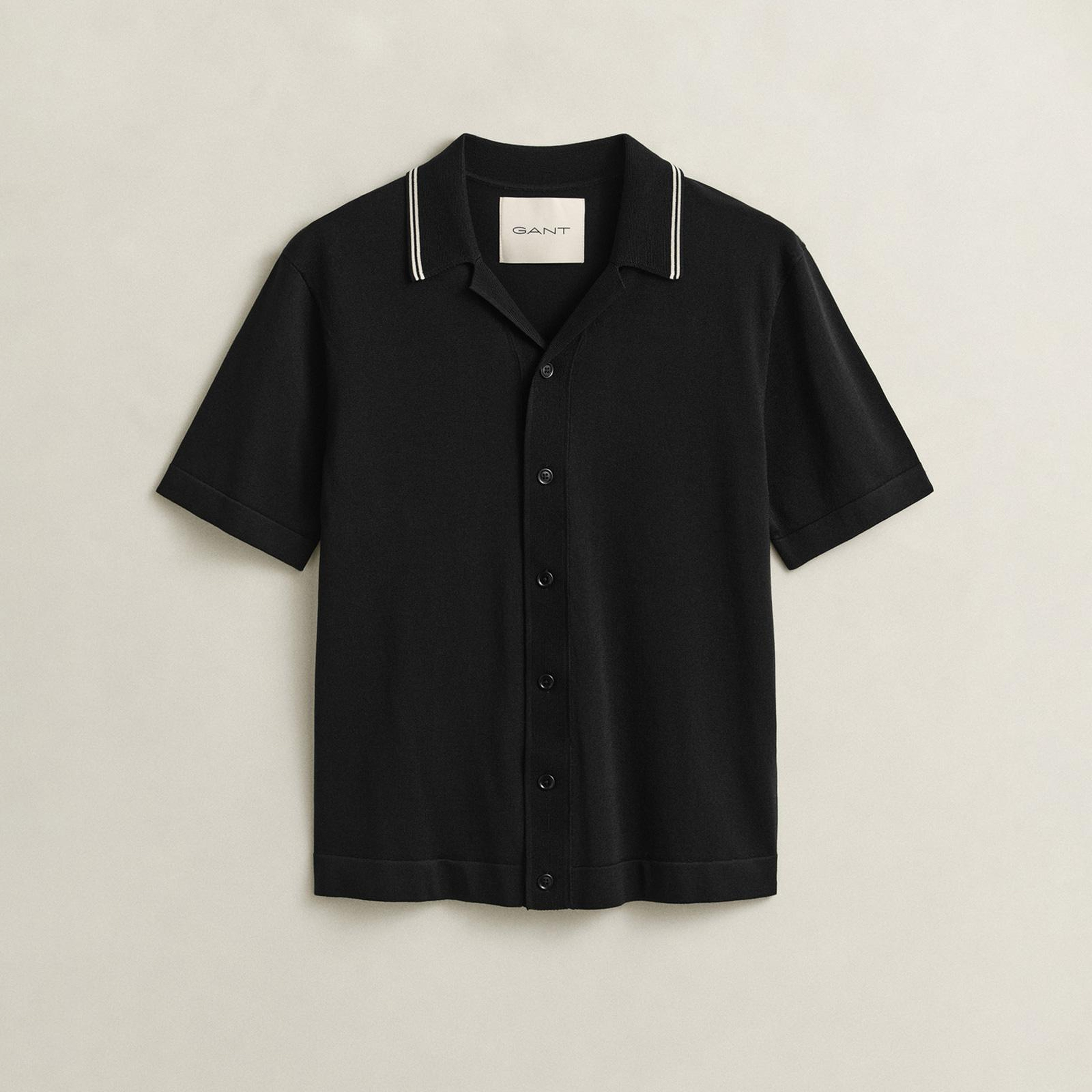 GANT Erkek Siyah Regular Fit Kısa Kollu Resort Yaka Gömlek