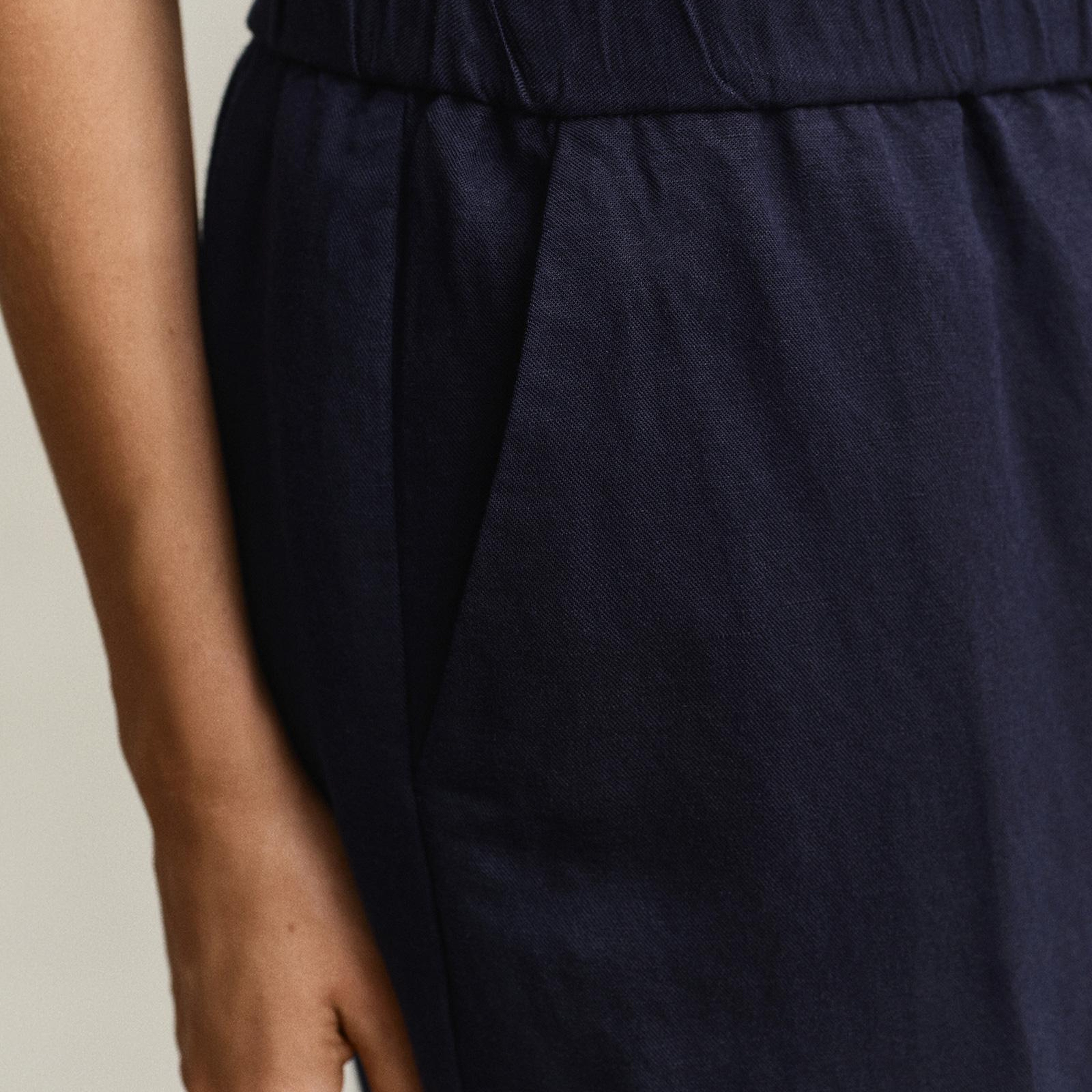 GANT Kadın Lacivert Relaxed Fit Pantolon