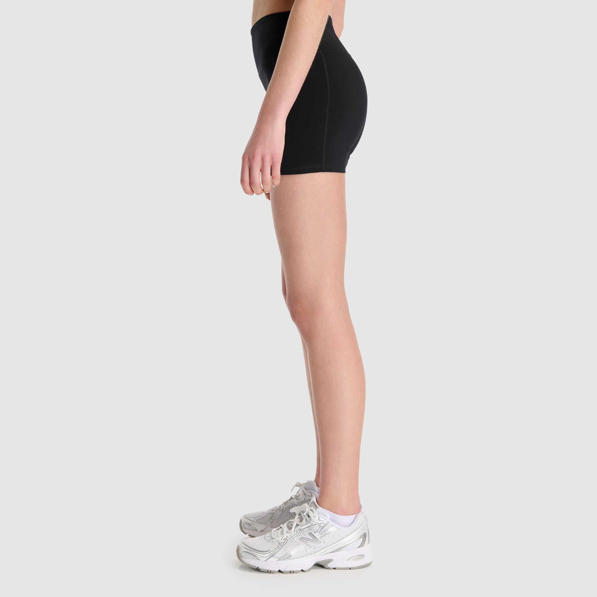 New Balance Classic Kadın Siyah Koşu Şortu