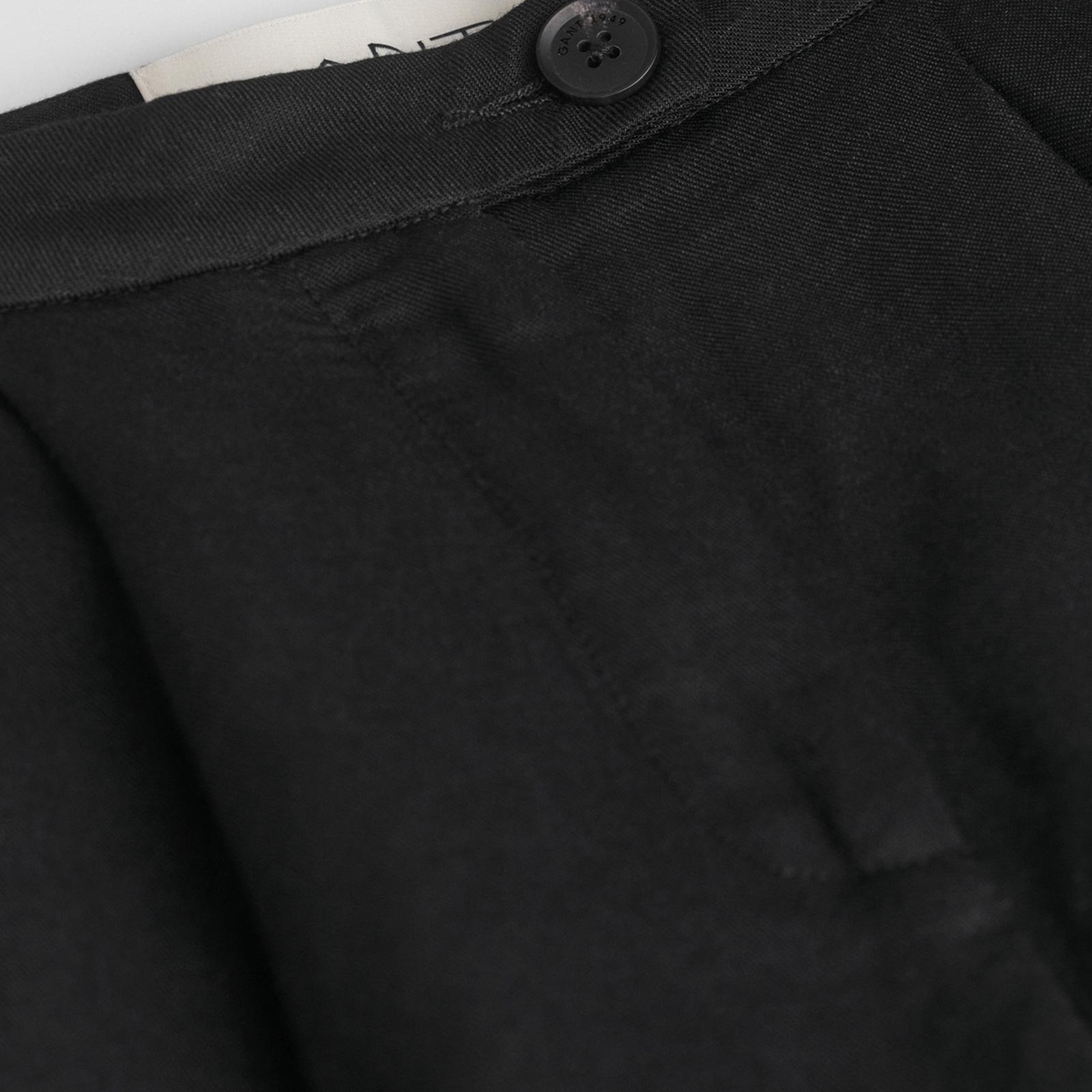 GANT Kadın Siyah Relaxed Fit Keten Şort
