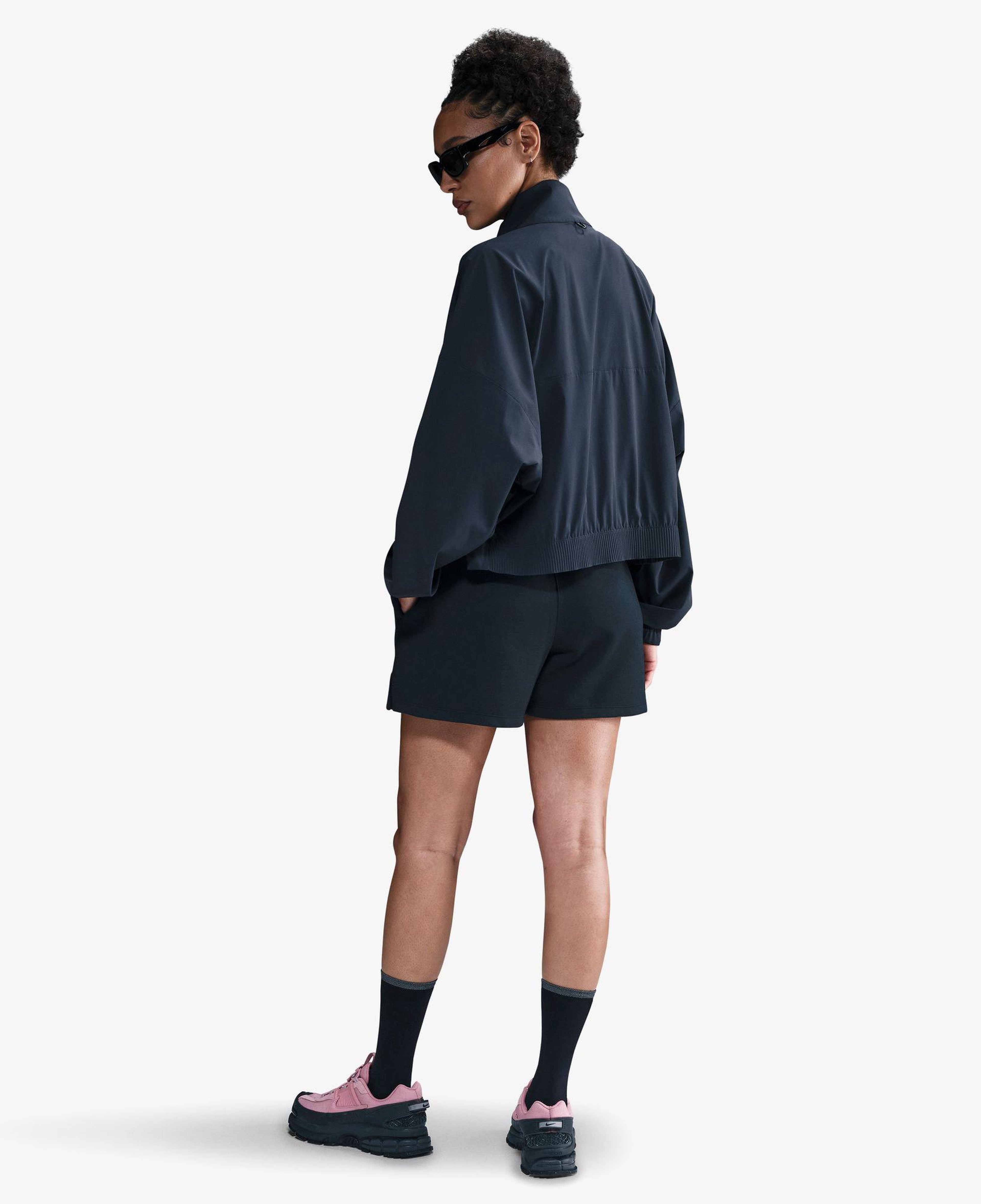 Nike 24.7 Dri-Fit Impossibly Soft Knit 10 cm Kadın Siyah Şort