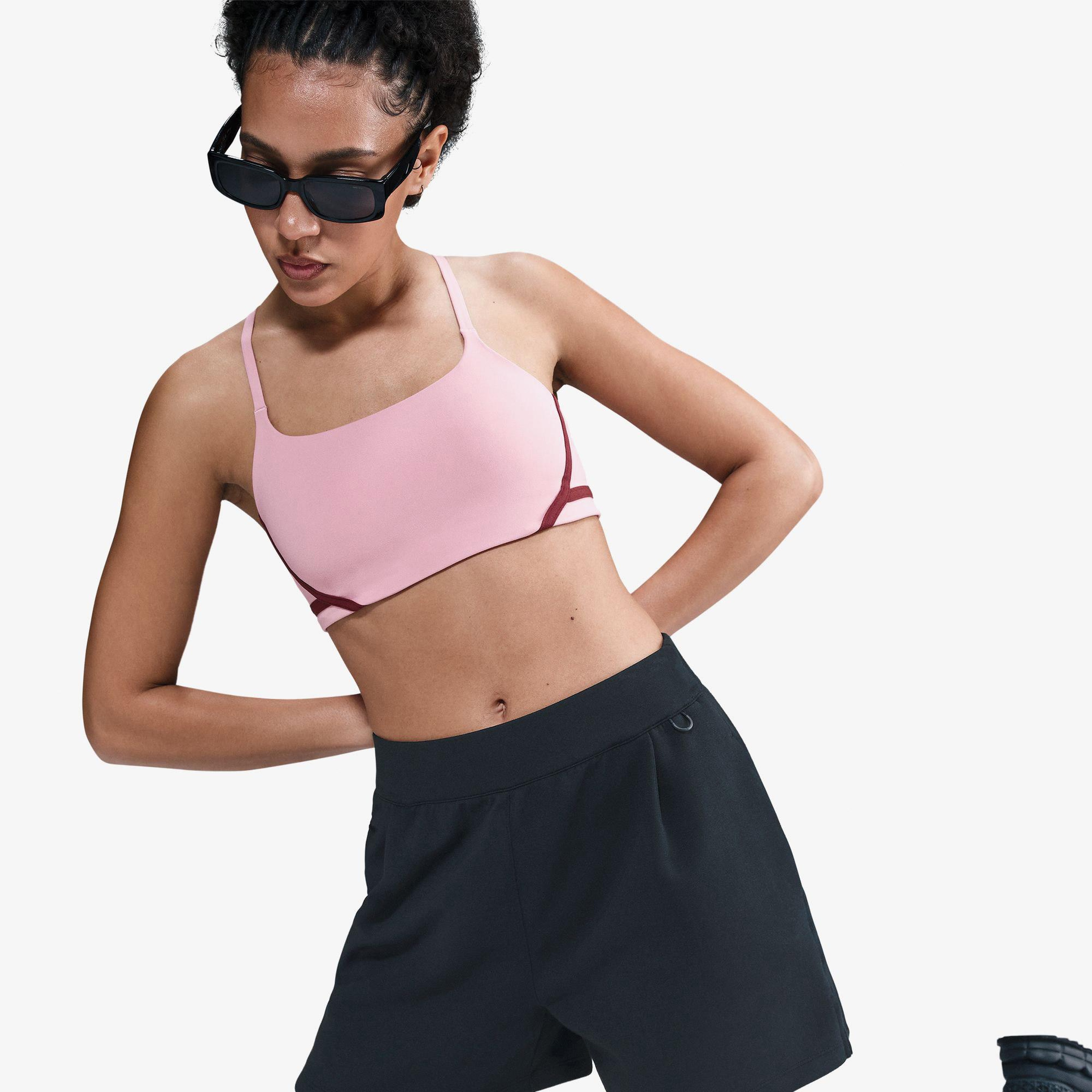 Nike 24.7 Dri-Fit Impossibly Soft Knit 10 cm Kadın Siyah Şort