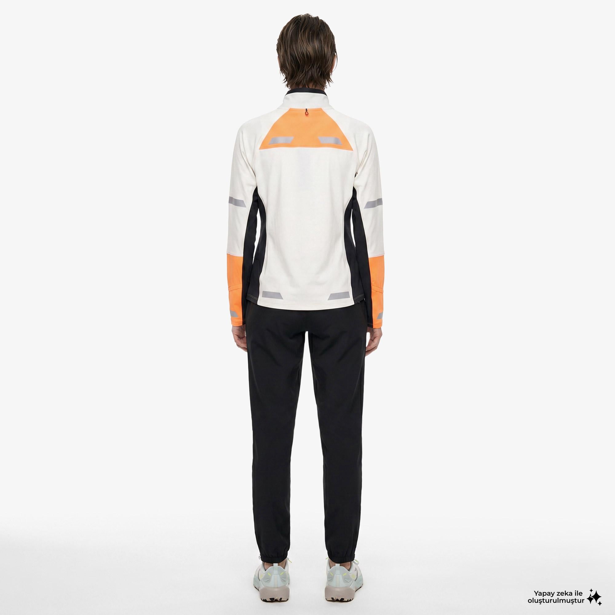 Brooks Run Visible 1/2 Zip 2.0 Kadın Beyaz T-Shirt