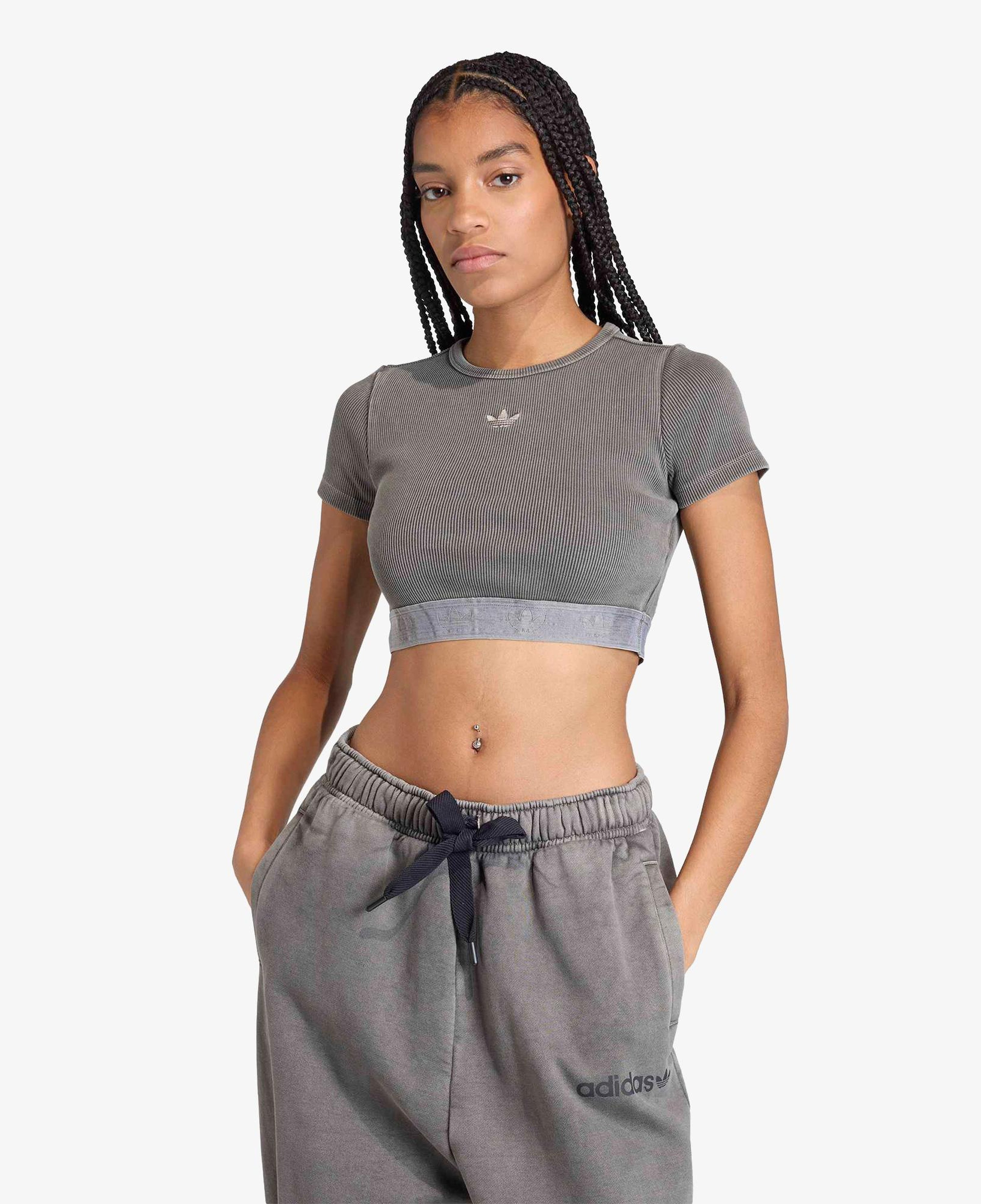 adidas Essential Kadın Siyah T-Shirt