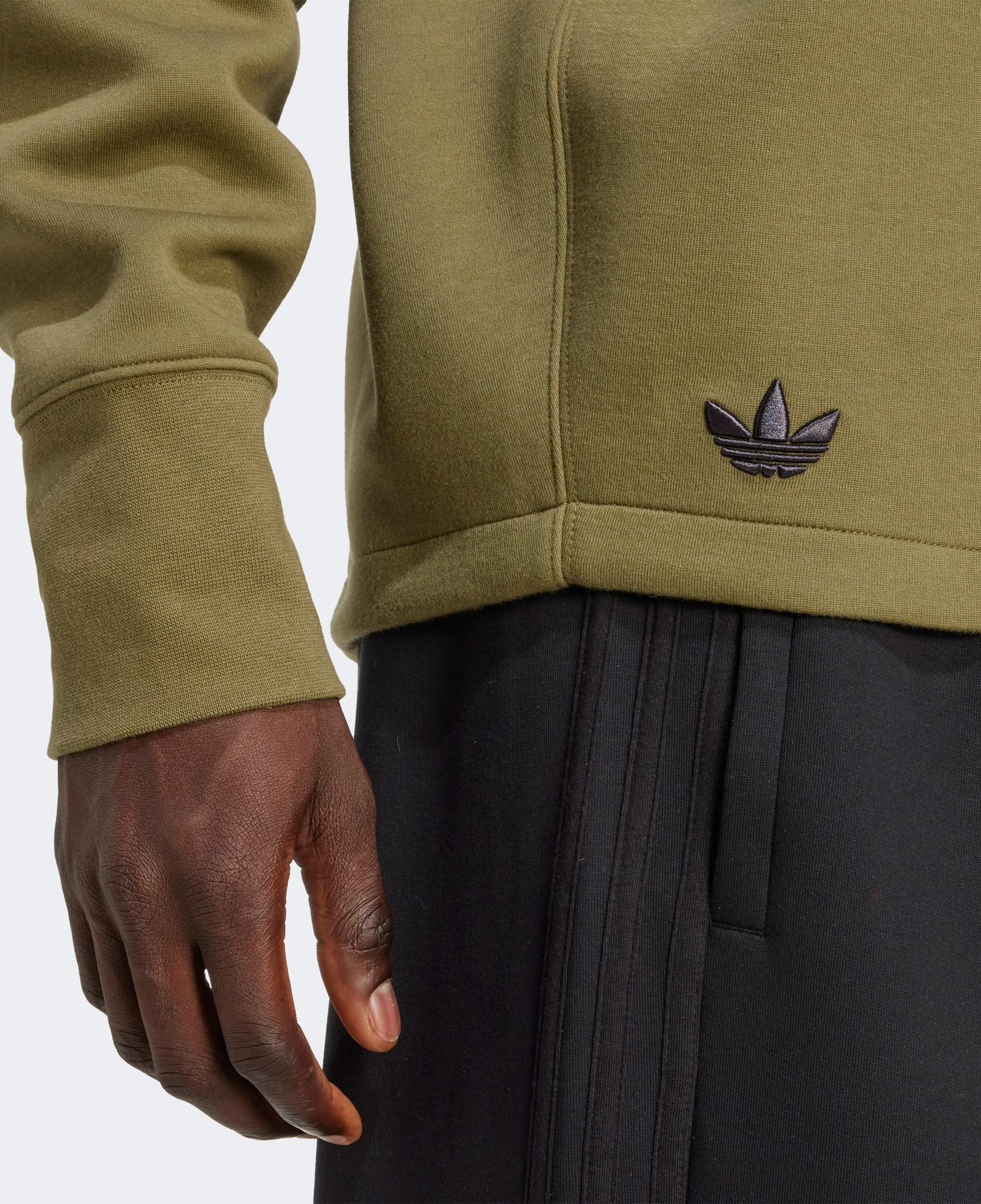 adidas Neuclassics Uzun Kollu Yeşil Erkek Sweatshirt