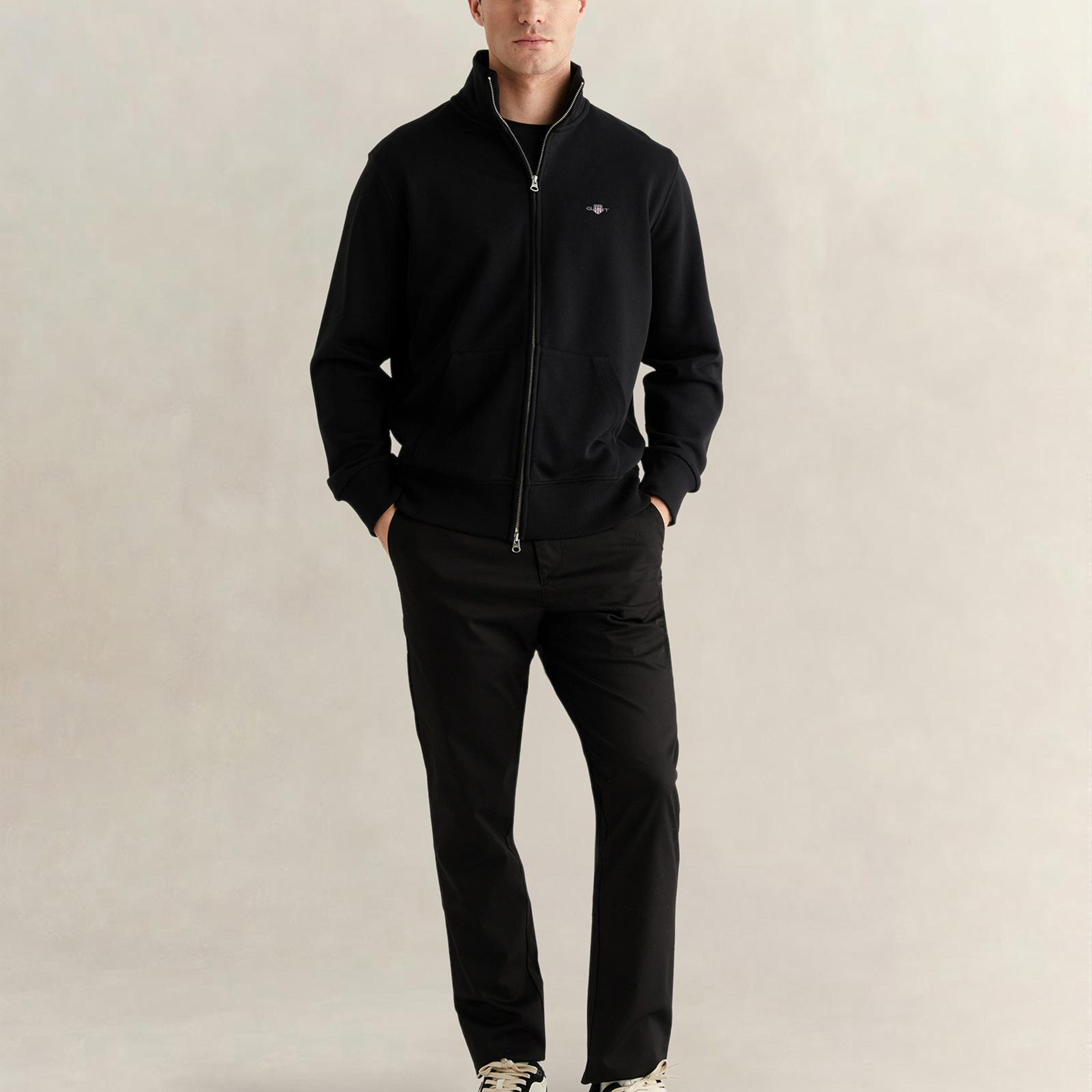 GANT Erkek Siyah Fermuarlı Logolu Sweatshirt