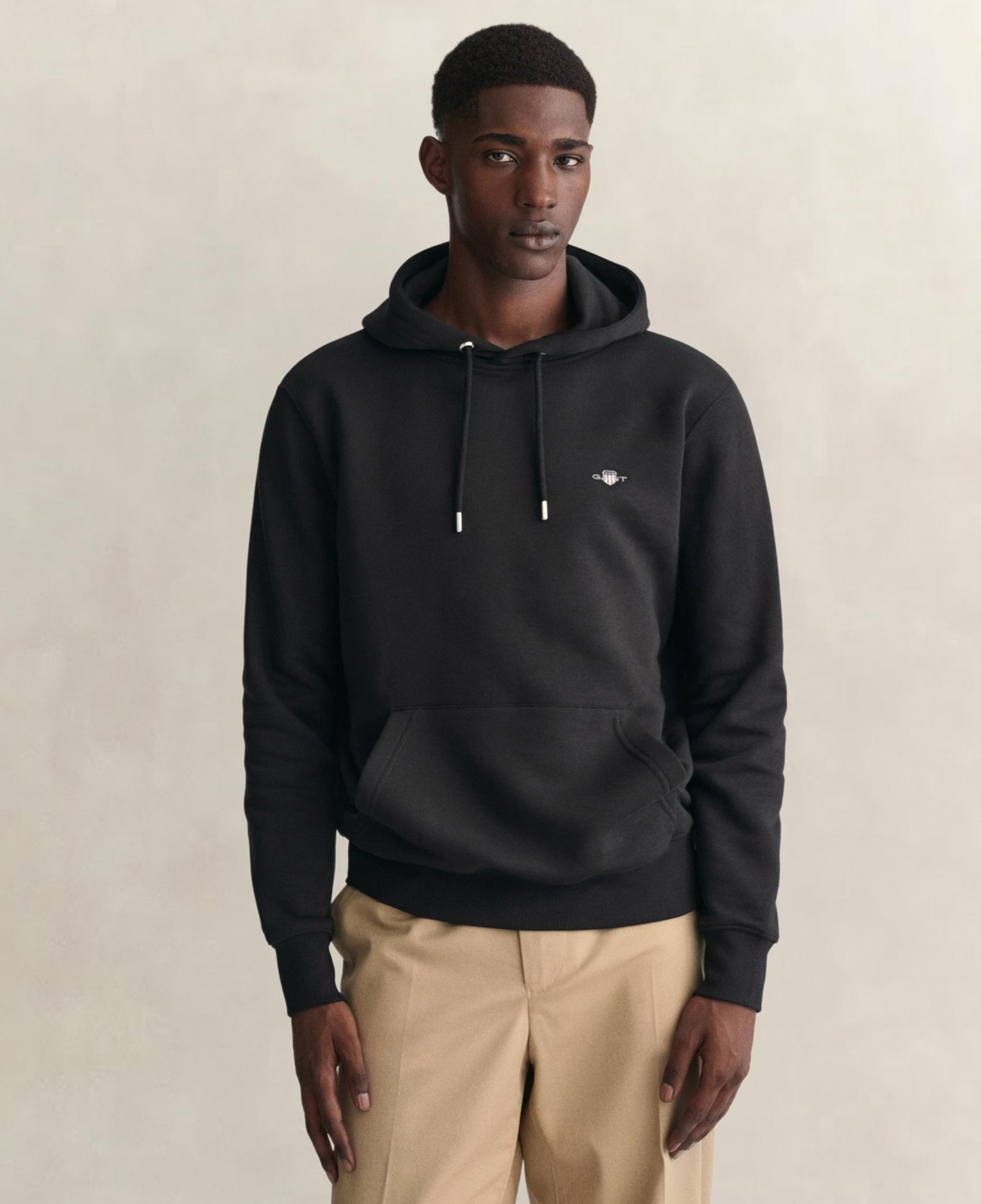 GANT Erkek Siyah Regular Fit Kapüşonlu Sweatshirt