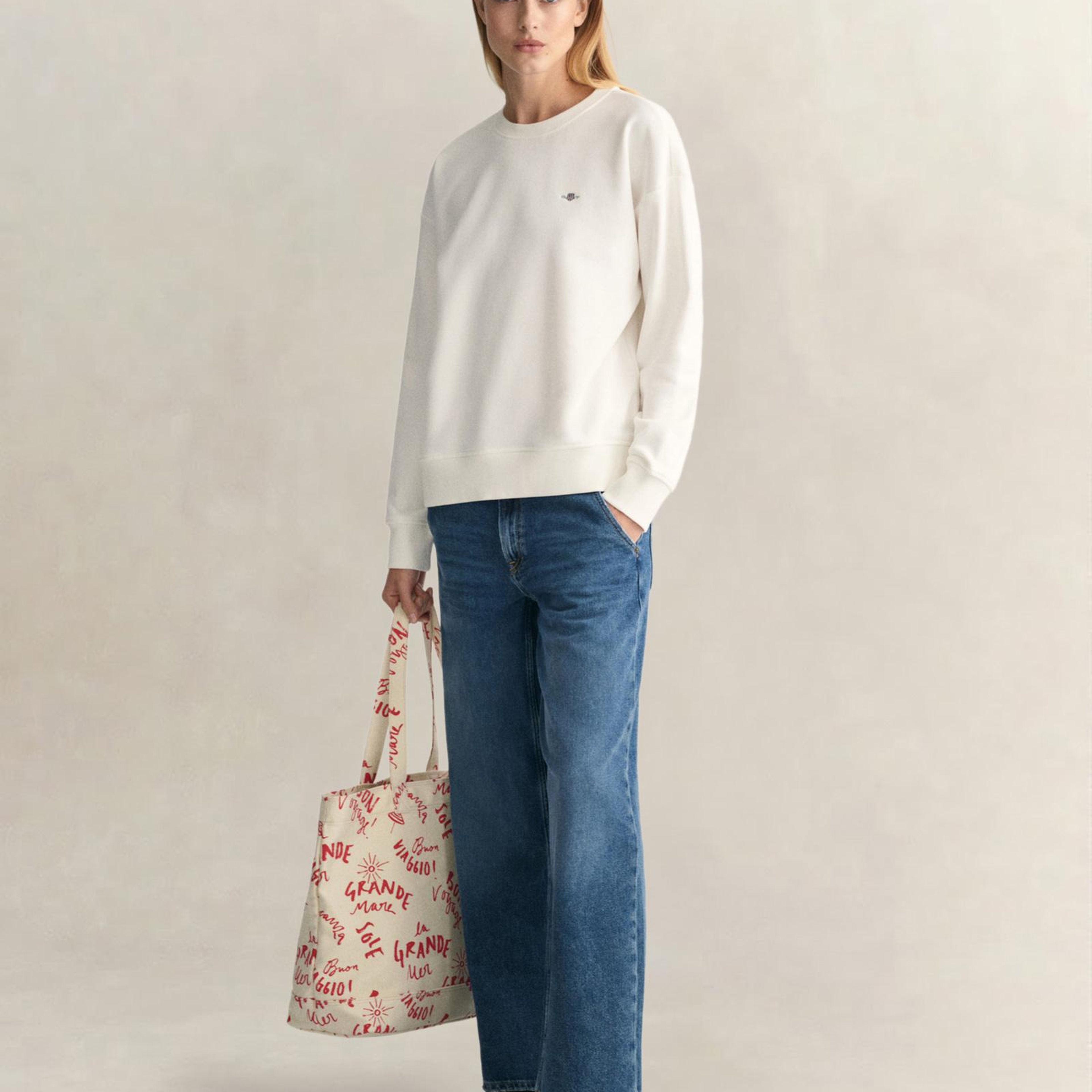 GANT Kadın Beyaz Relaxed Fit Bisiklet Yaka Sweatshirt