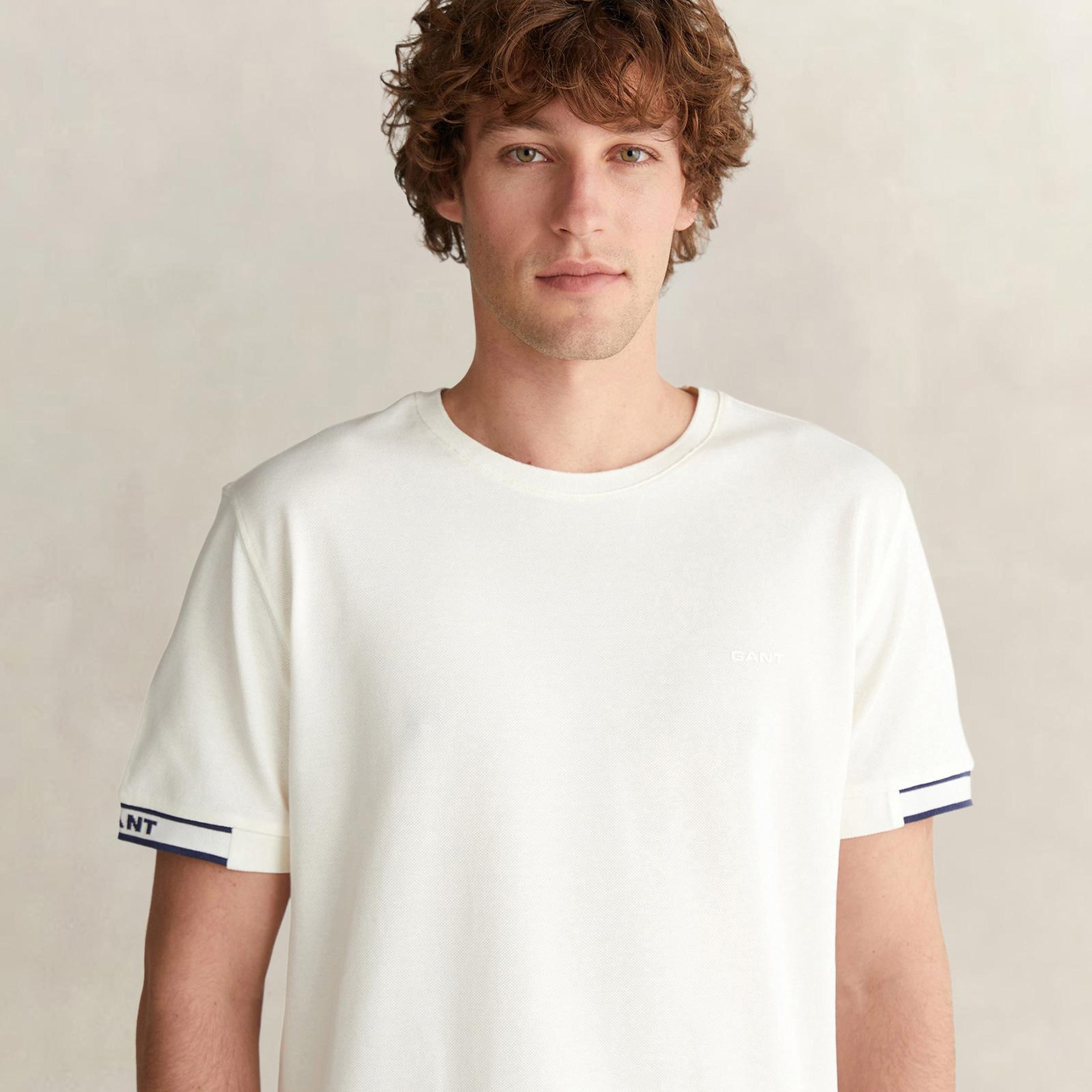 GANT Erkek Beyaz Kısa Kollu T-Shirt