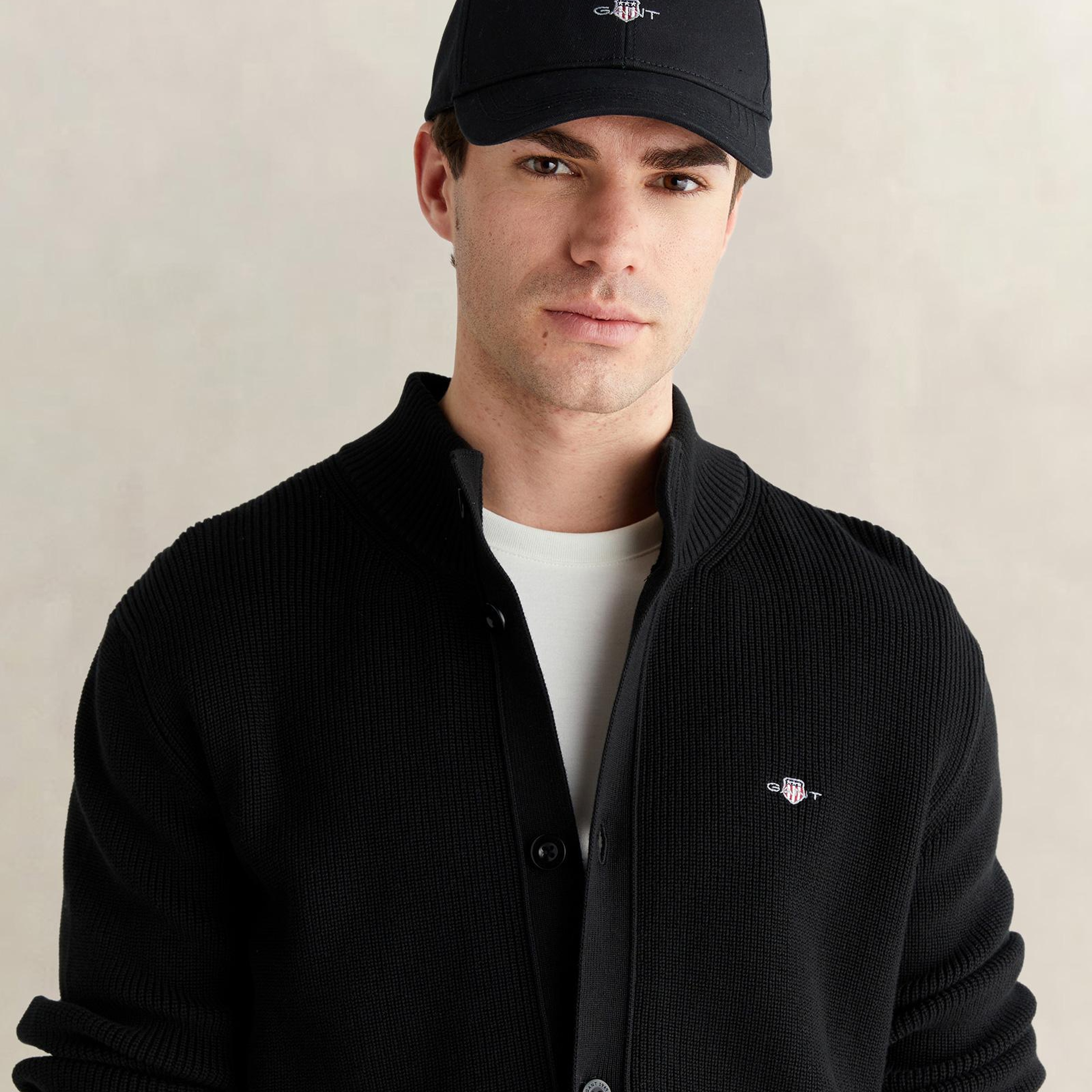 GANT Erkek Siyah Regular Fit Düğmeli Hırka