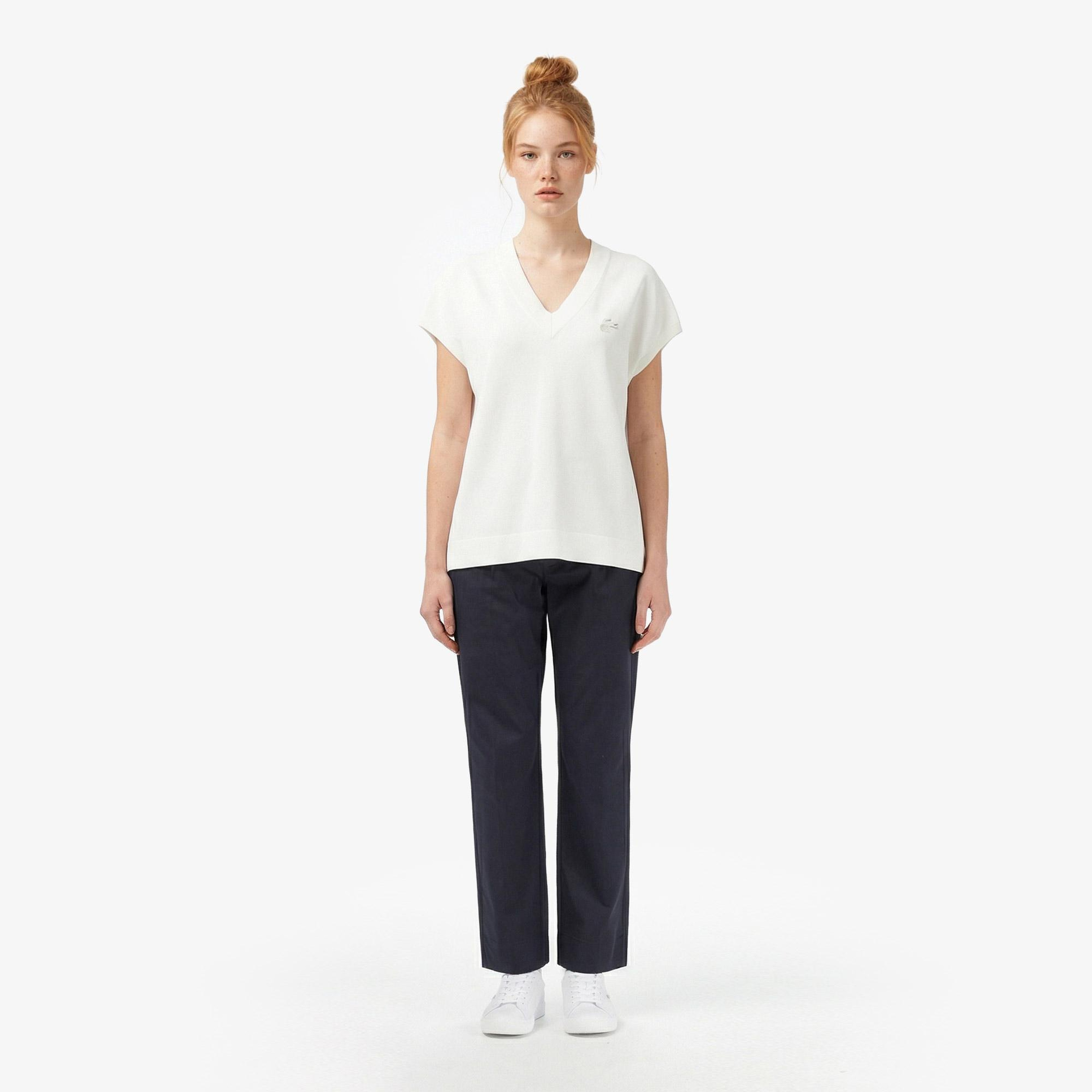 Kadın Relaxed Fit Kısa Kollu V Yaka Beyaz Triko