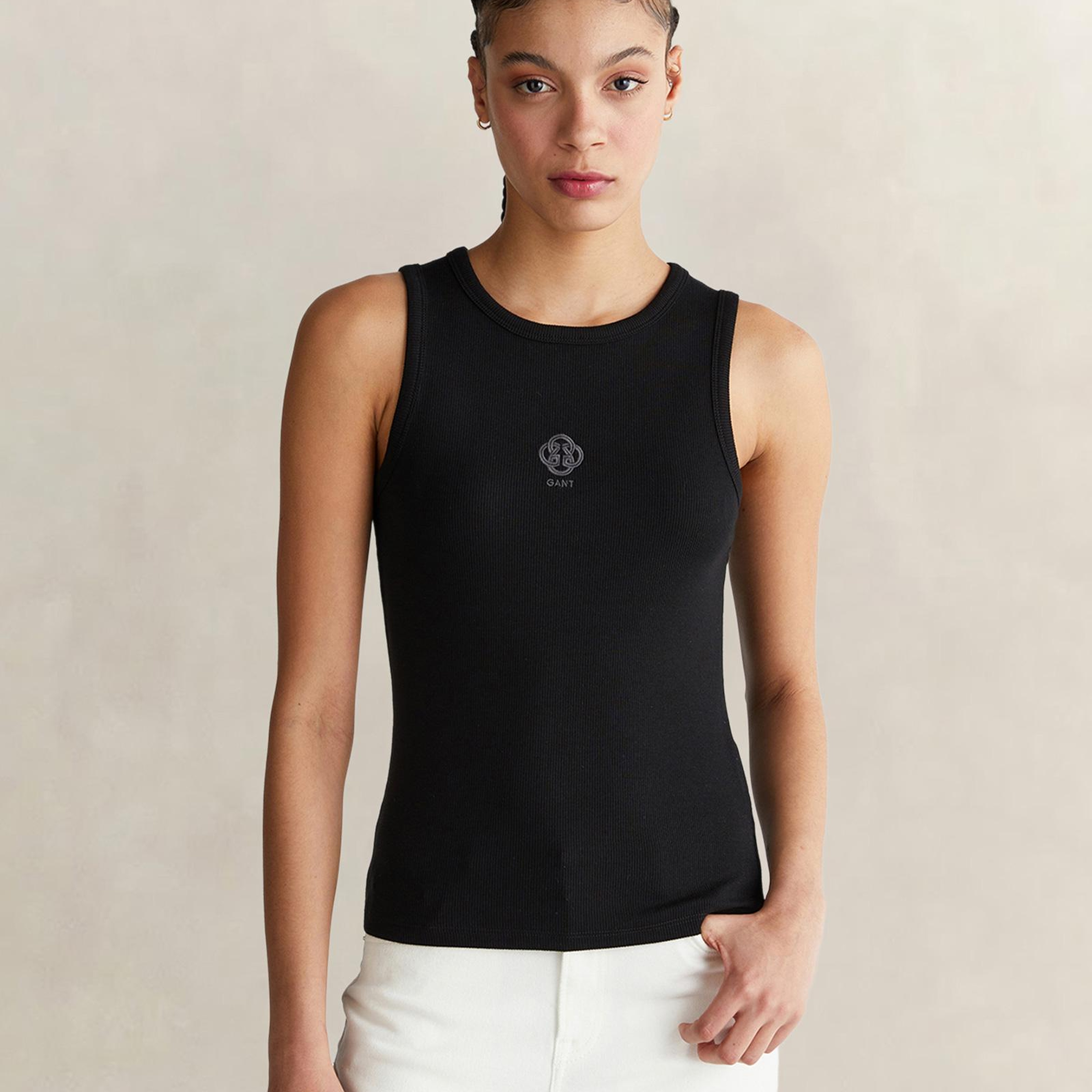 GANT Kadın Siyah Bisiklet Yaka Regular Fit T-Shirt