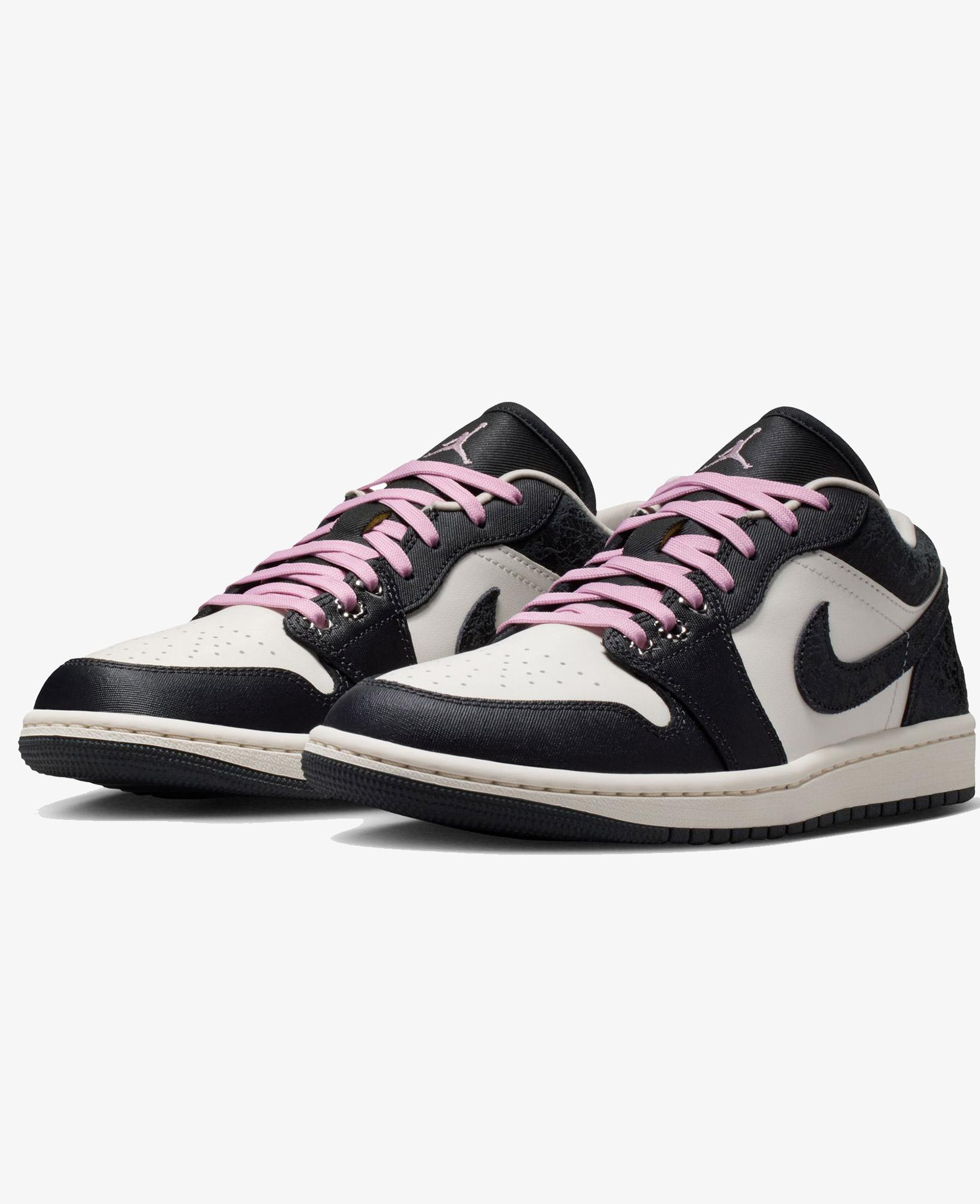 Jordan Air 1 Low SE Kadın Siyah Spor Ayakkabı