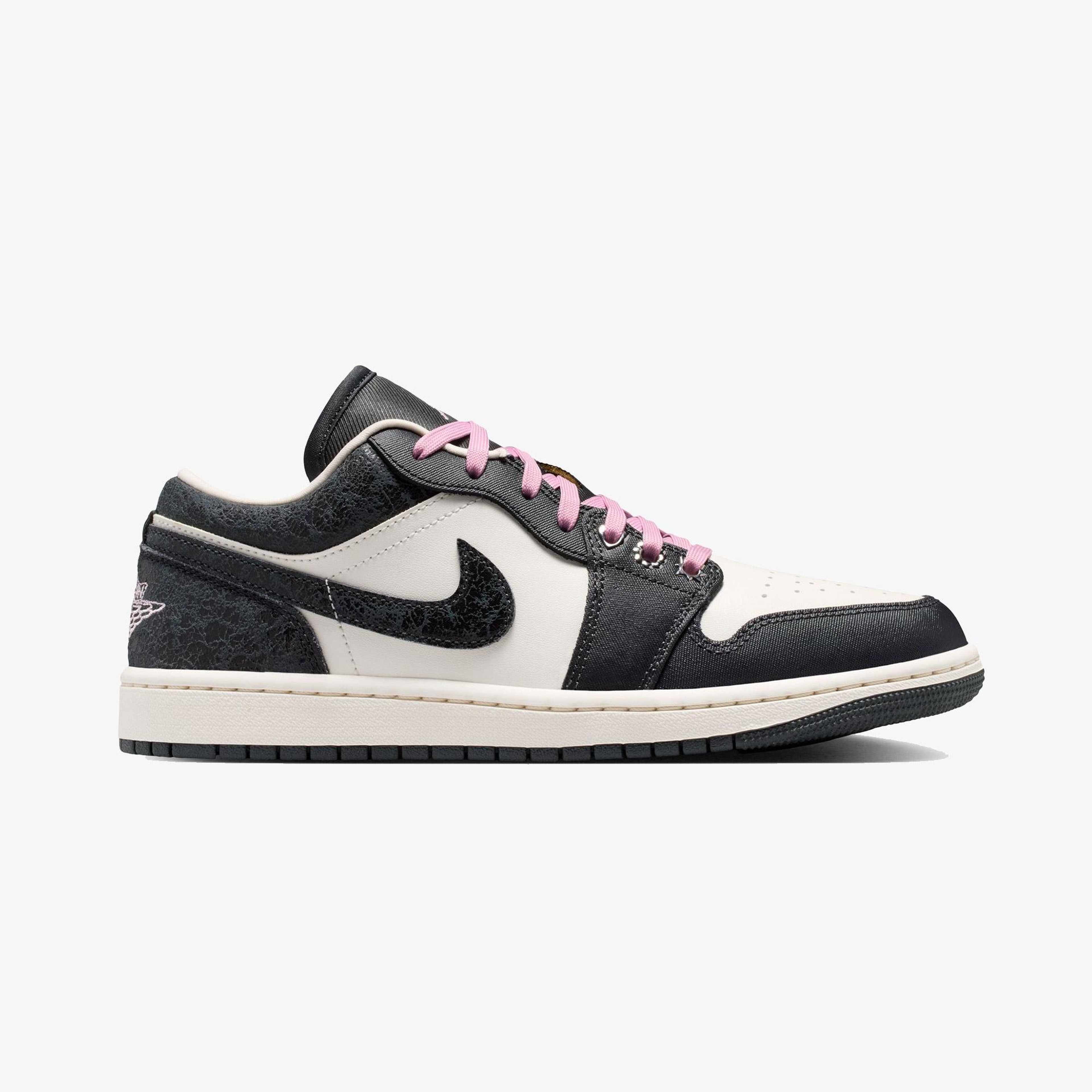 Jordan Air 1 Low SE Kadın Siyah Spor Ayakkabı