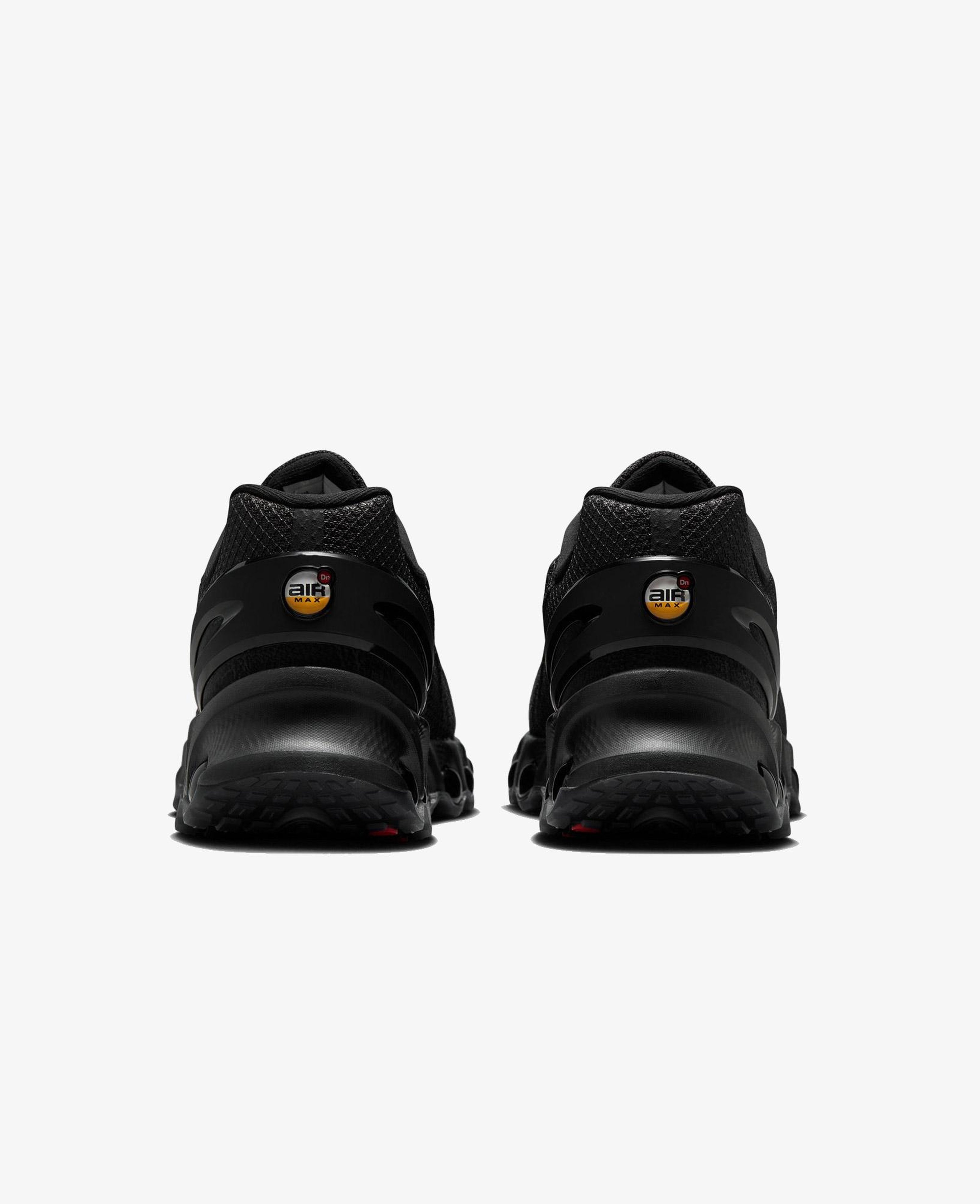 Nike Air Max Dn8 Erkek Siyah Spor Ayakkabı