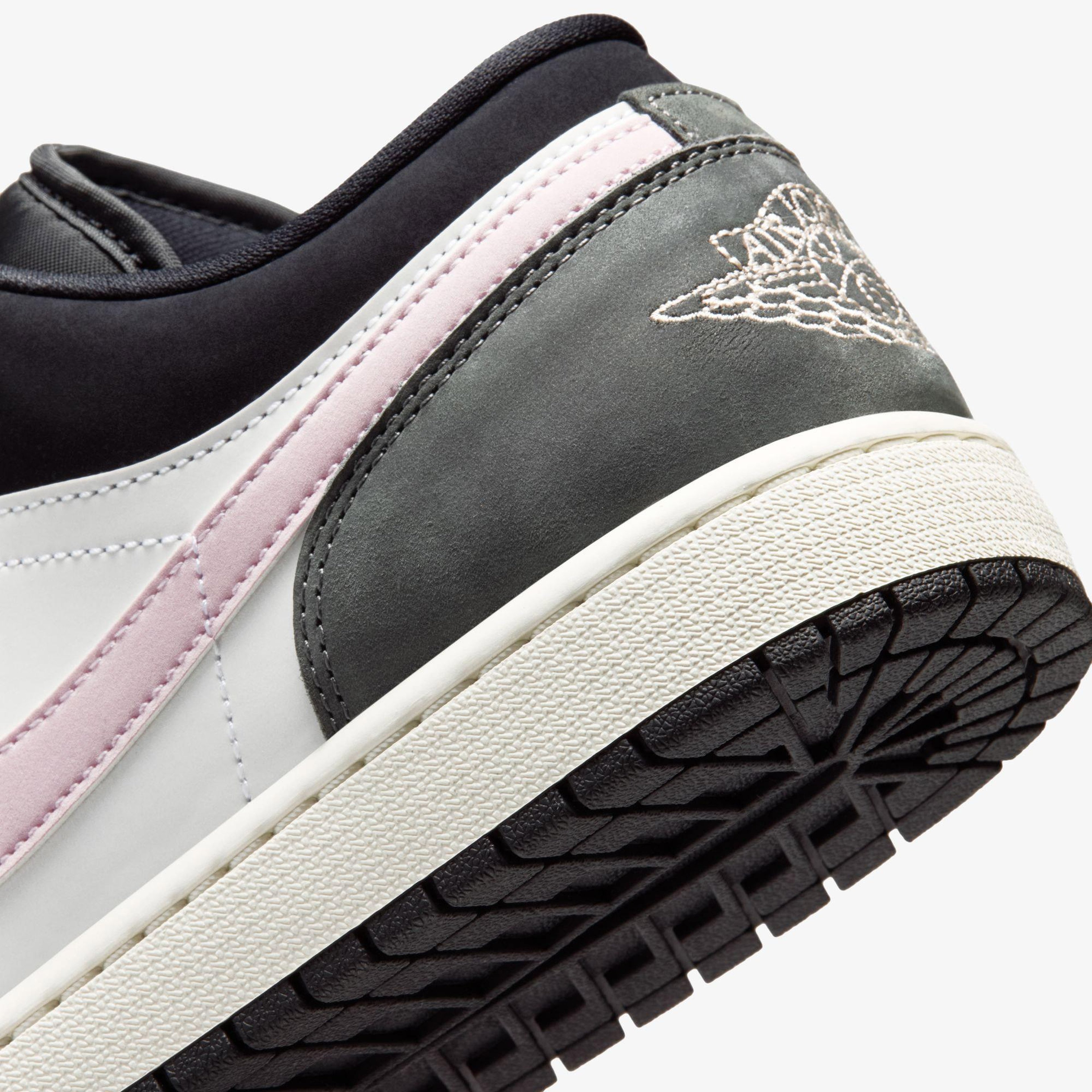 Jordan Air 1 Low SE Erkek Siyah Spor Ayakkabı