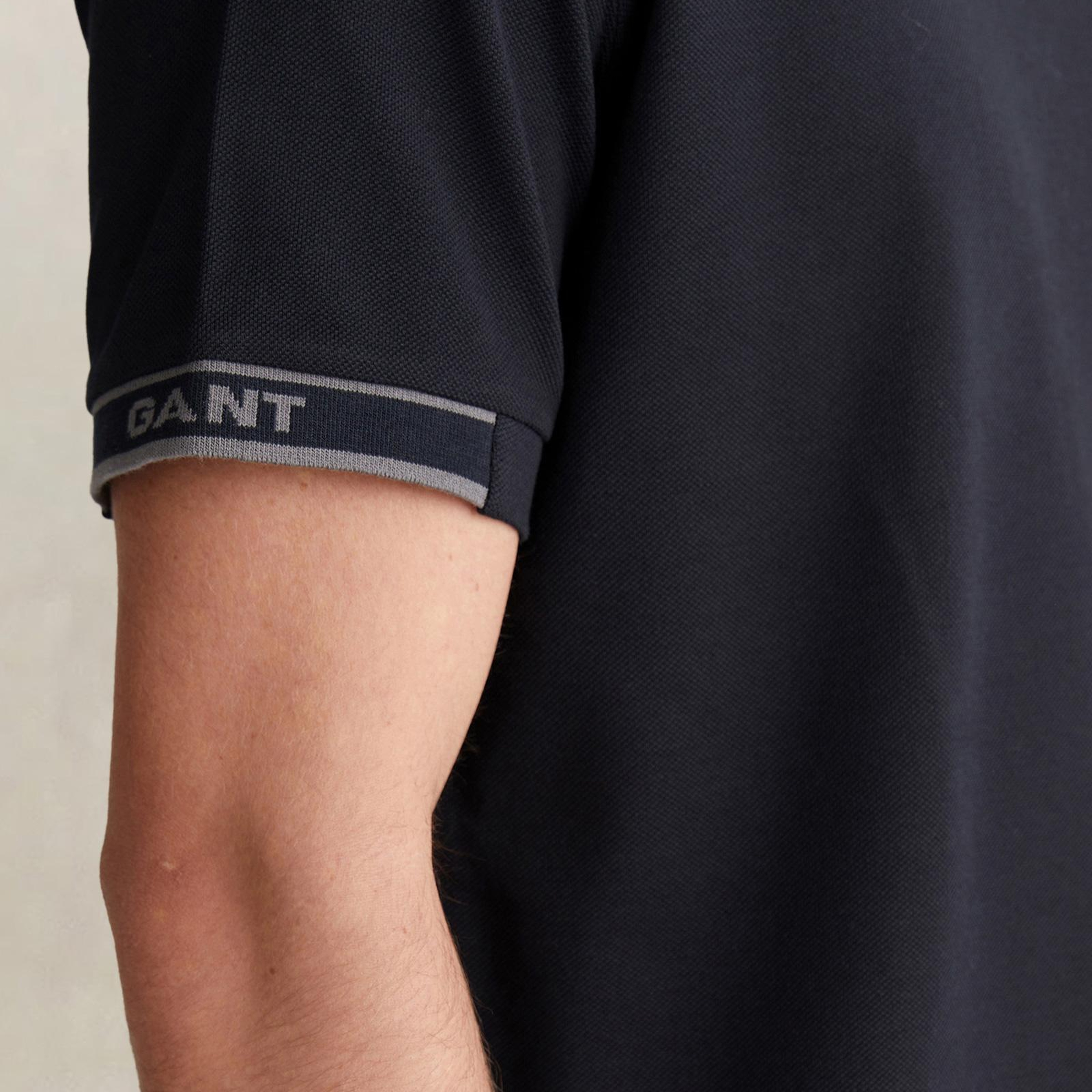 GANT Erkek Siyah Regular Fit T-Shirt