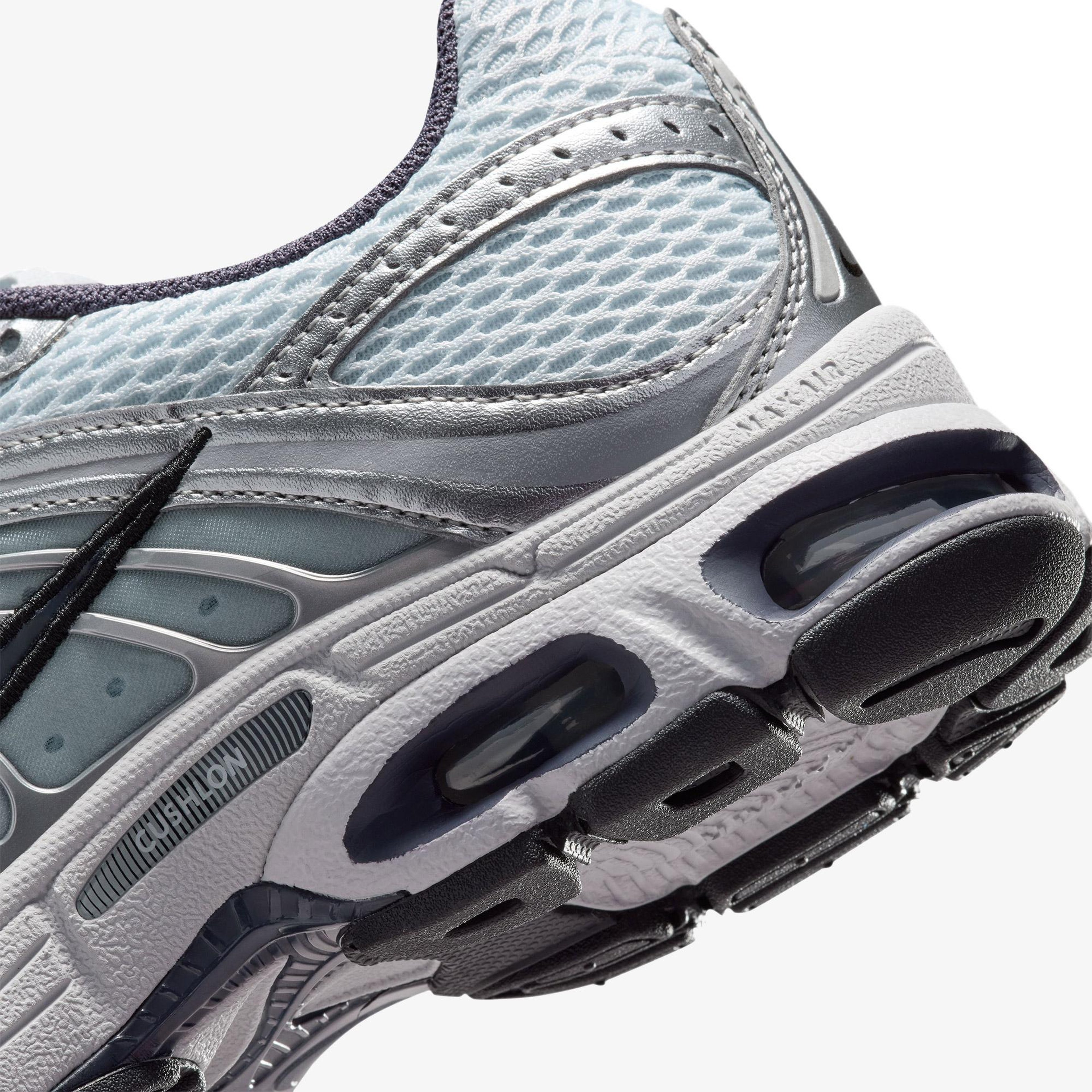 Nike Air Max Moto 2K Kadın Gri Spor Ayakkabı