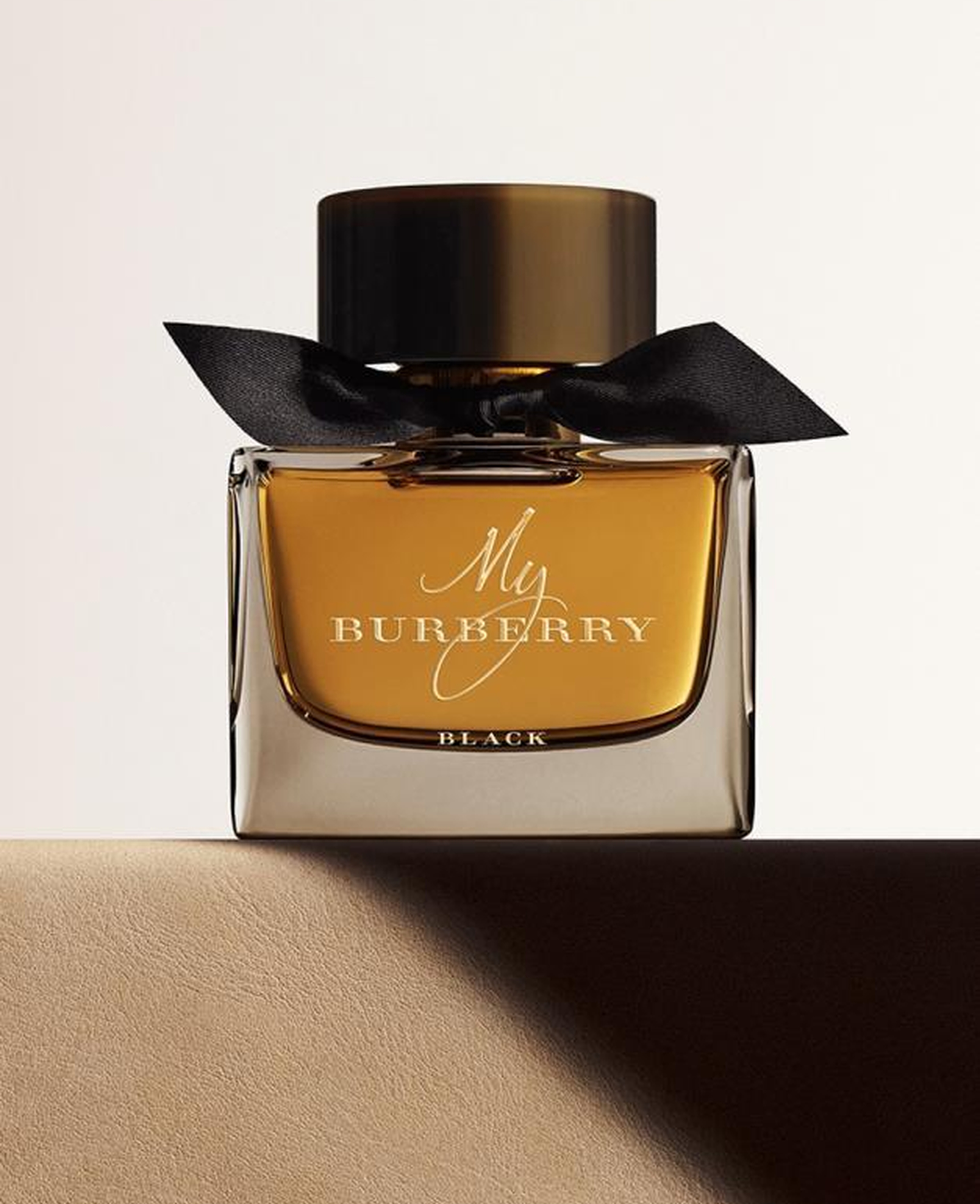 Burberry My Burberry Black Parfum 90 ml Kadın Parfümü